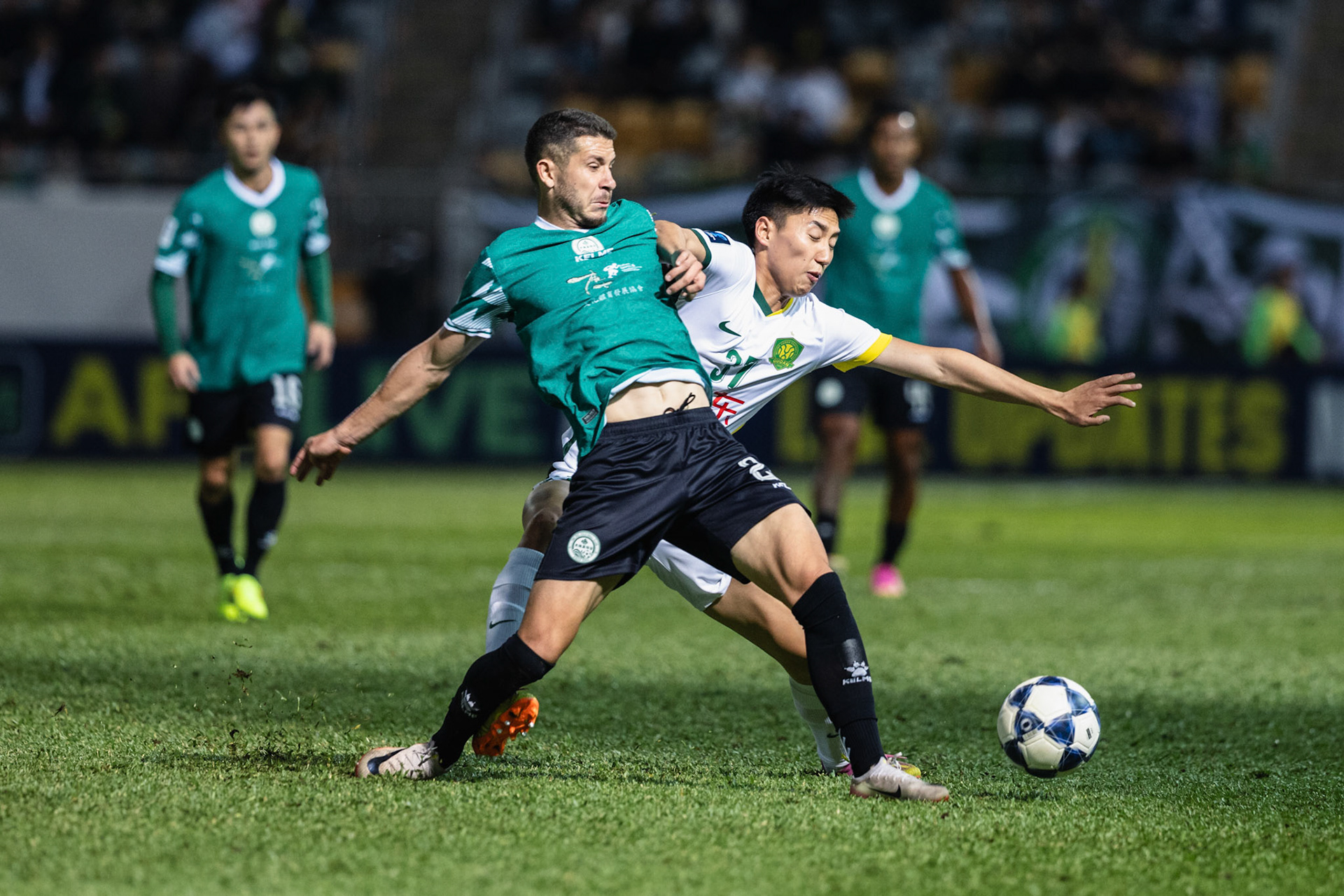 Mong Kok Stadium, HONG KONG, China - OCTOBER  23:  Patrick VALVERDE of Tai Po Football Club tries to keep the ball during AFC Champions League TWO - Tai Po Football Club vs Beijing FC at Mong Kok Stadium on October 23, 2025 in Hong Kong, China, (Photo by Jack Ng/Jack Ng/Alamy Live News)