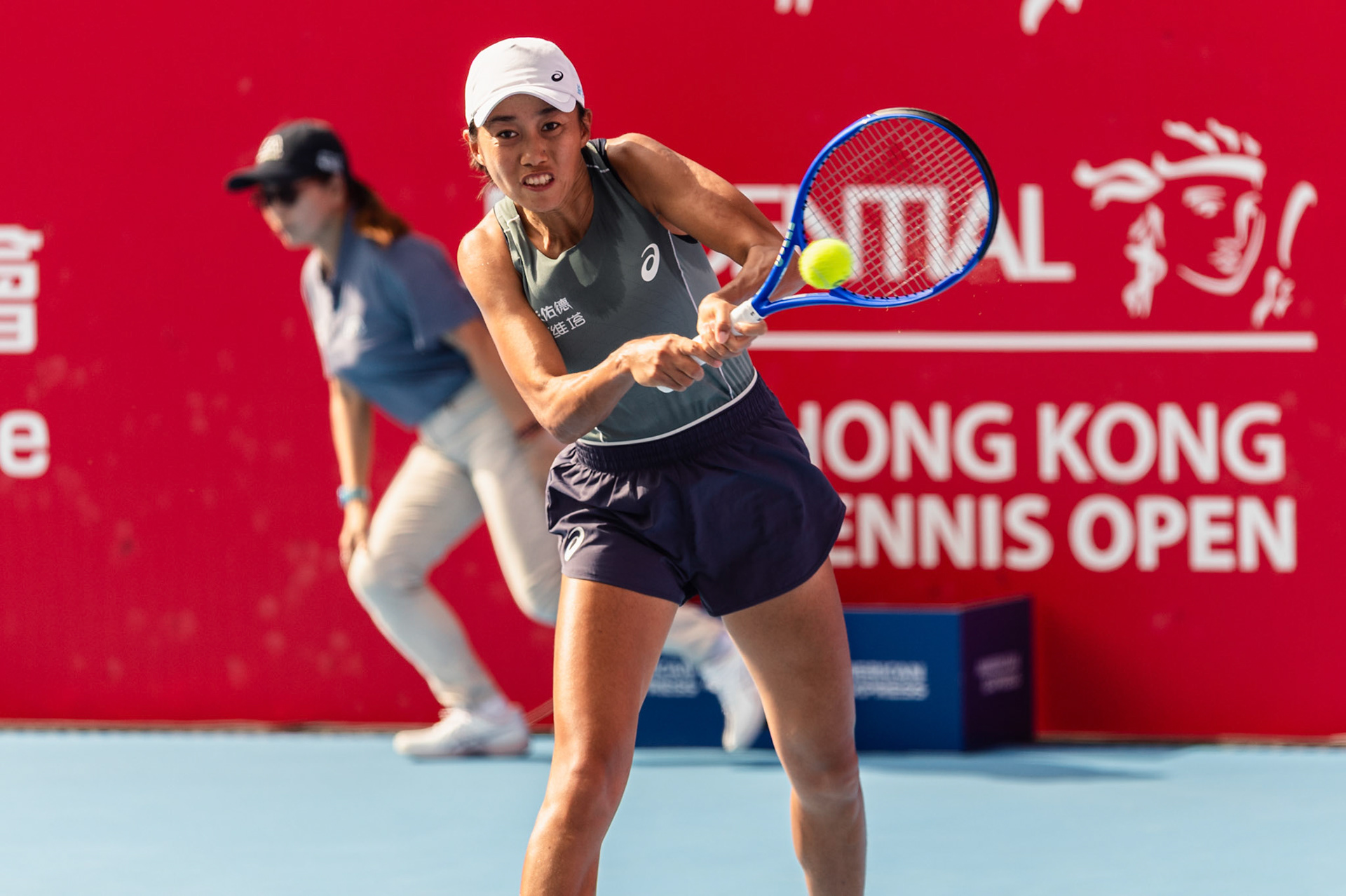 HONG KONG, China - Shuai Zhang of China in action during WTA 250 - Prudential Hong Kong Tennis Open at Victoria Park Tennis Court on October 30, 2025 in Hong Kong, China, (Photo by Jack Ng/Alamy Live News)