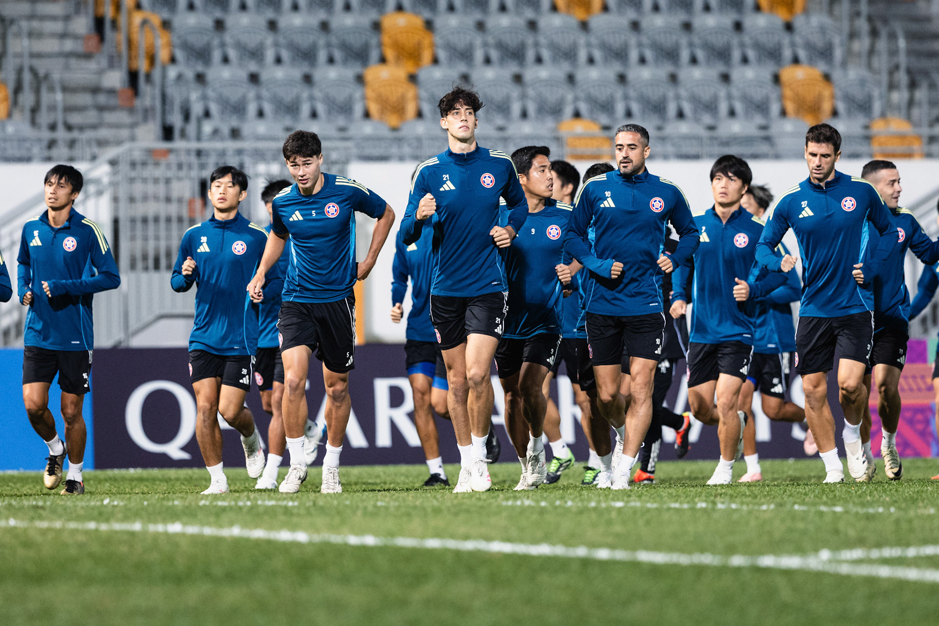 Mong Kok Stadium, HONG KONG, China: Eastern FC warming up during AFC Champions League TWO - Eastern FC vs Ratchaburi FC official training at Mong Kok Stadium on November 4, 2025 in Hong Kong, China, (Photo by Jack Ng/Alamy Live News)