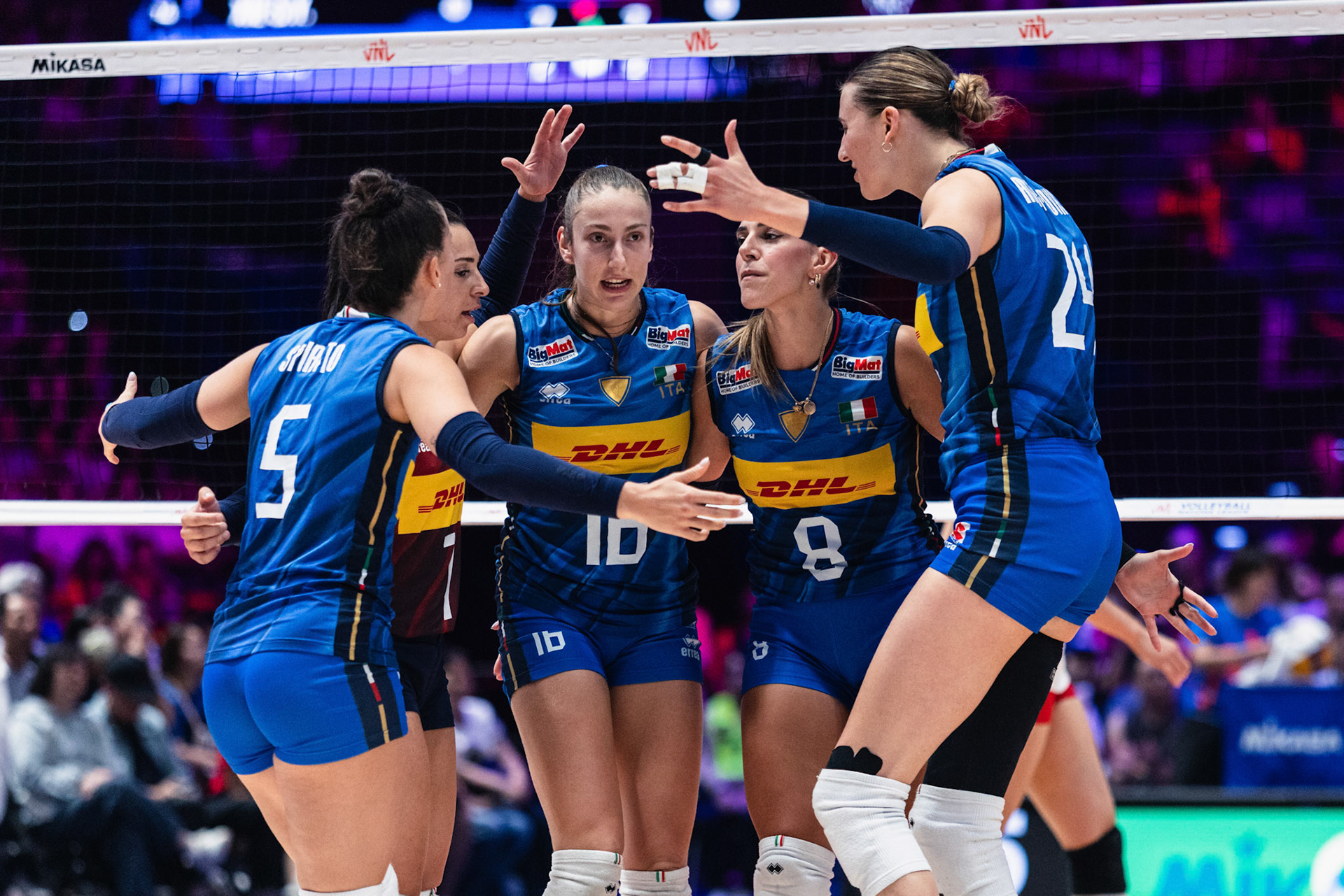 HONG KONG, China - JULY  12: Players of Italy celebrate scoring a point during Volleyball Nations League Hong Kong 2026 at Kai Tak Arena on July 12, 2026 in Hong Kong, China, (Photo by Jack Ng/Pixel Images Hong Kong)