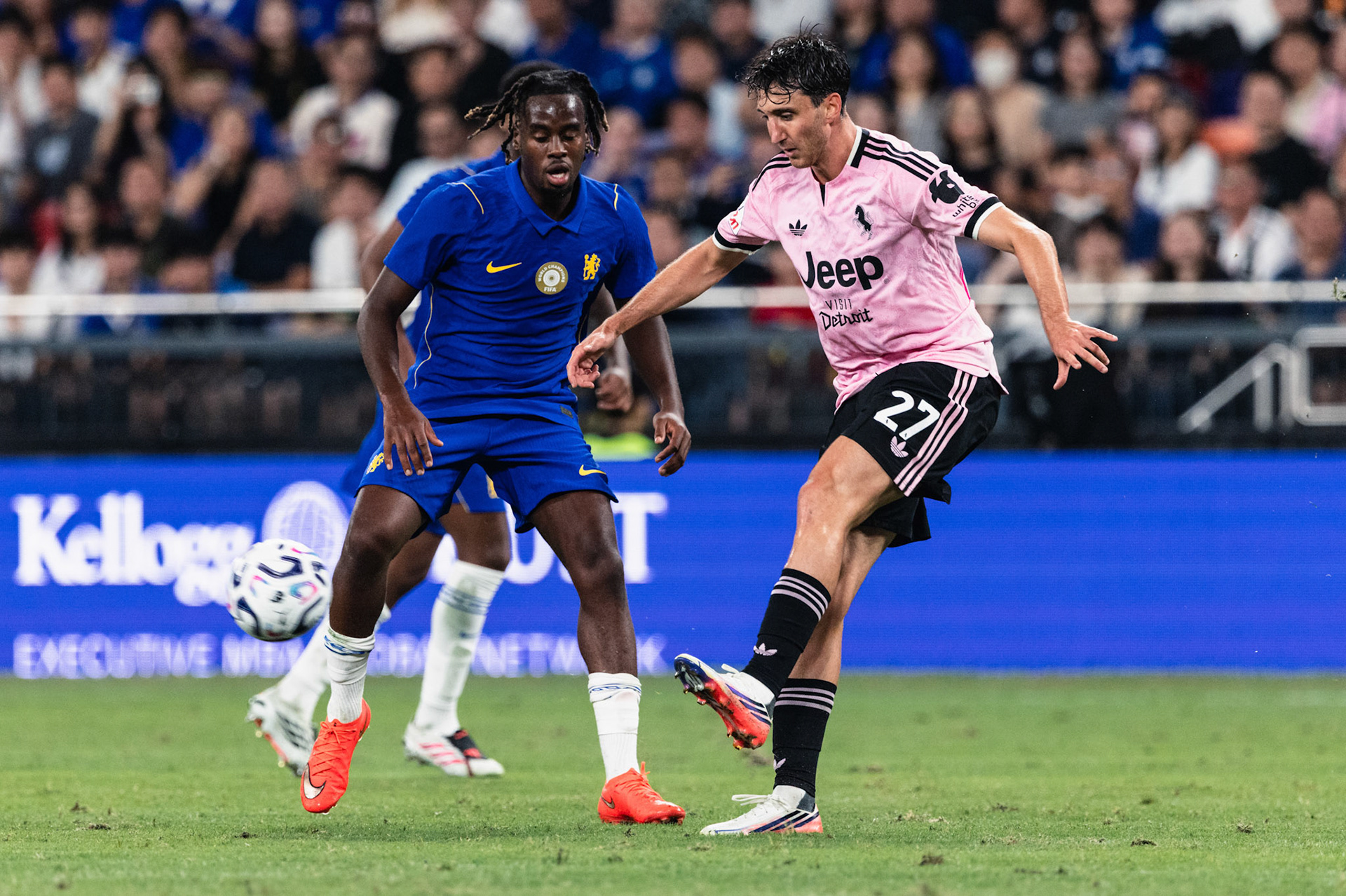 HONG KONG, China - AUGUST 05: Andrea Cambiaso (No. 27) of Juventus in action during Hong Kong Football Festival (HKFF) 2026 - Chelsea vs Juventus at Kai Tak Stadium on August 5, 2026 in Hong Kong, China, (Photo by Jack Ng/Alamy Live News)