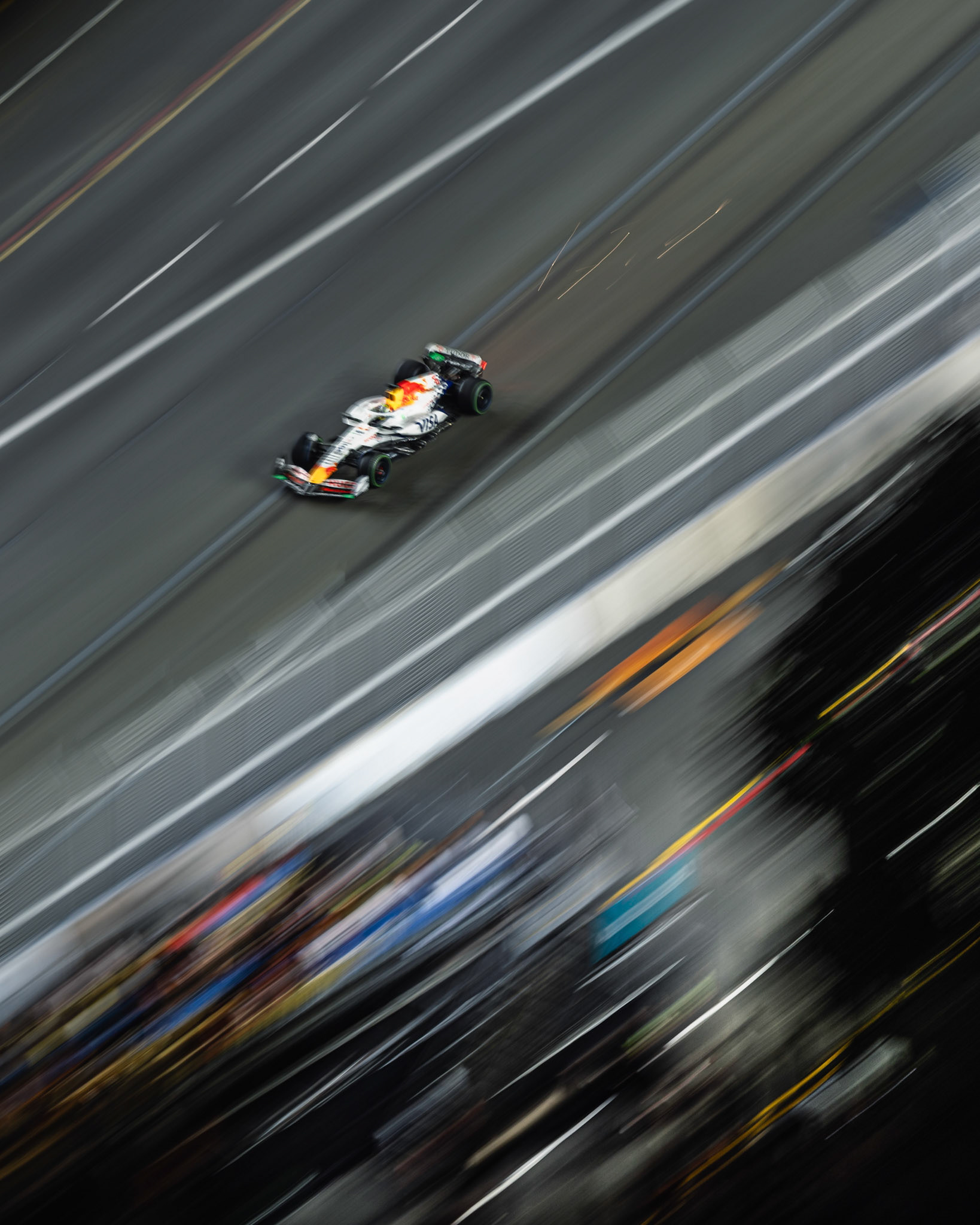 SINGAPORE, Singapore - OCTOBER  05:  during F1 Grand Prix of Singapore at Marina Bay Street Circuit on October 5, 2025 in Singapore, Singapore, (Photo by Jack Ng/Alamy Live News)