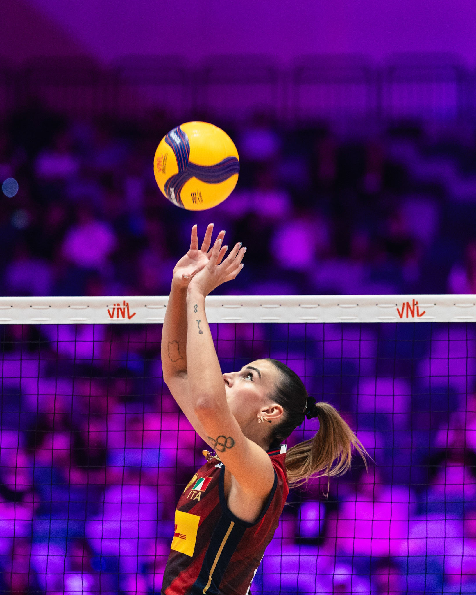 HONG KONG, China - JULY  08: Alessia Orro of Italy sets the ball for a teammate during Volleyball Nations League Hong Kong 2026 at Kai Tak Arena on July 8, 2026 in Hong Kong, China, (Photo by Jack Ng/Alamy Live News)