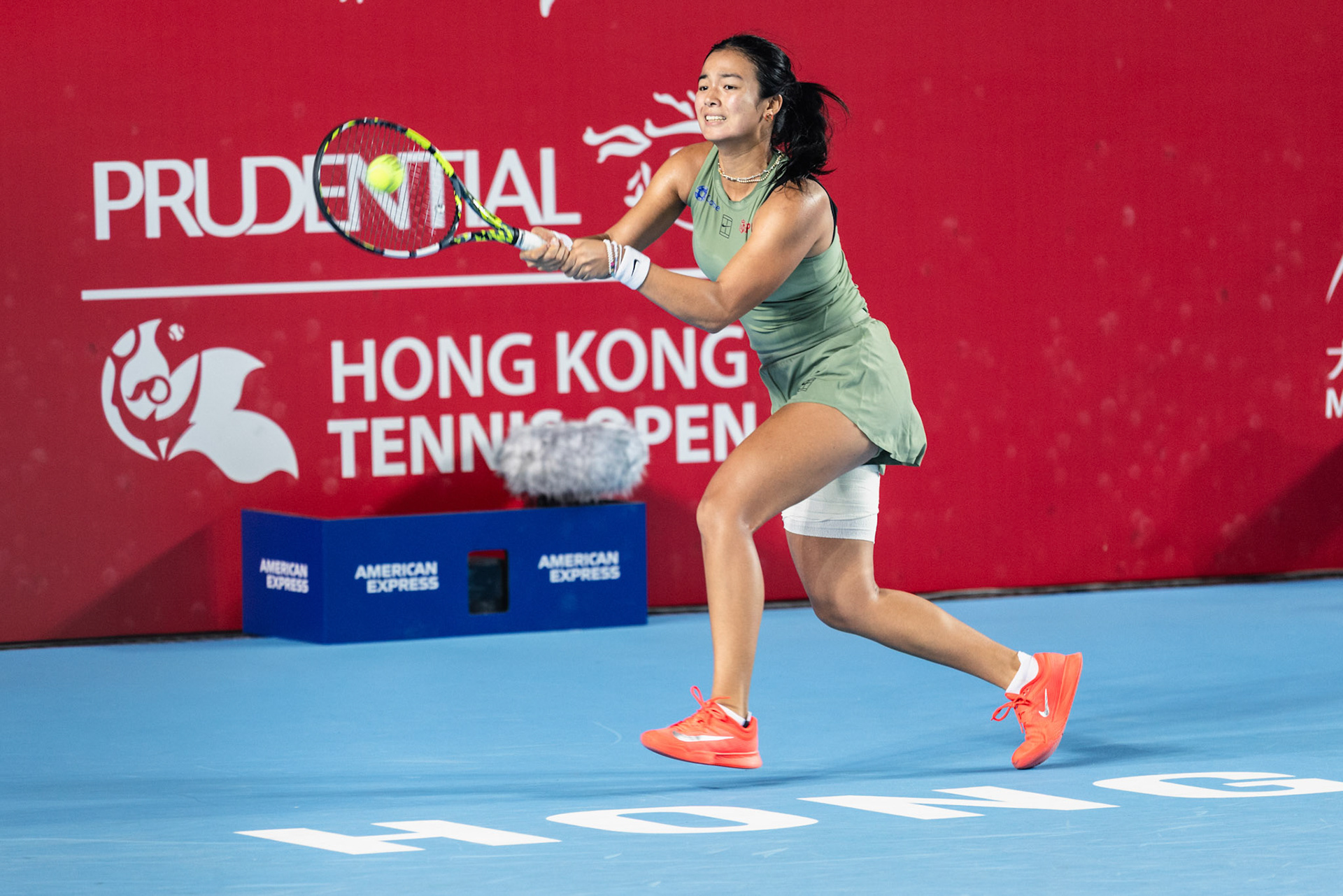 HONG KONG, China - Alexandra Eala of the Philippines vs Victoria Mboko of Canada during WTA 250 - Prudential Hong Kong Tennis Open at Victoria Park Tennis Court on October 30, 2025 in Hong Kong, China, (Photo by Jack Ng/Alamy Live News)