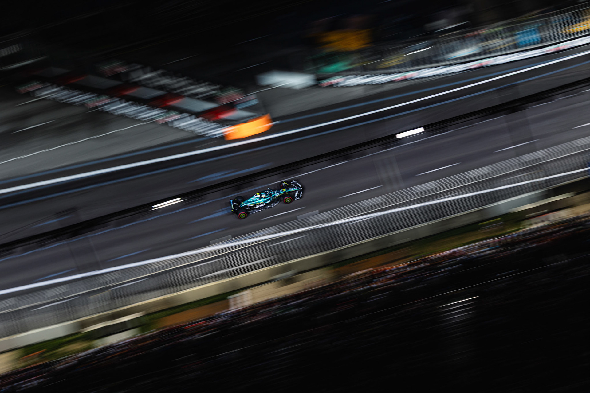 SINGAPORE, Singapore - OCTOBER  05:  during F1 Grand Prix of Singapore at Marina Bay Street Circuit on October 5, 2025 in Singapore, Singapore, (Photo by Jack Ng/Alamy Live News)