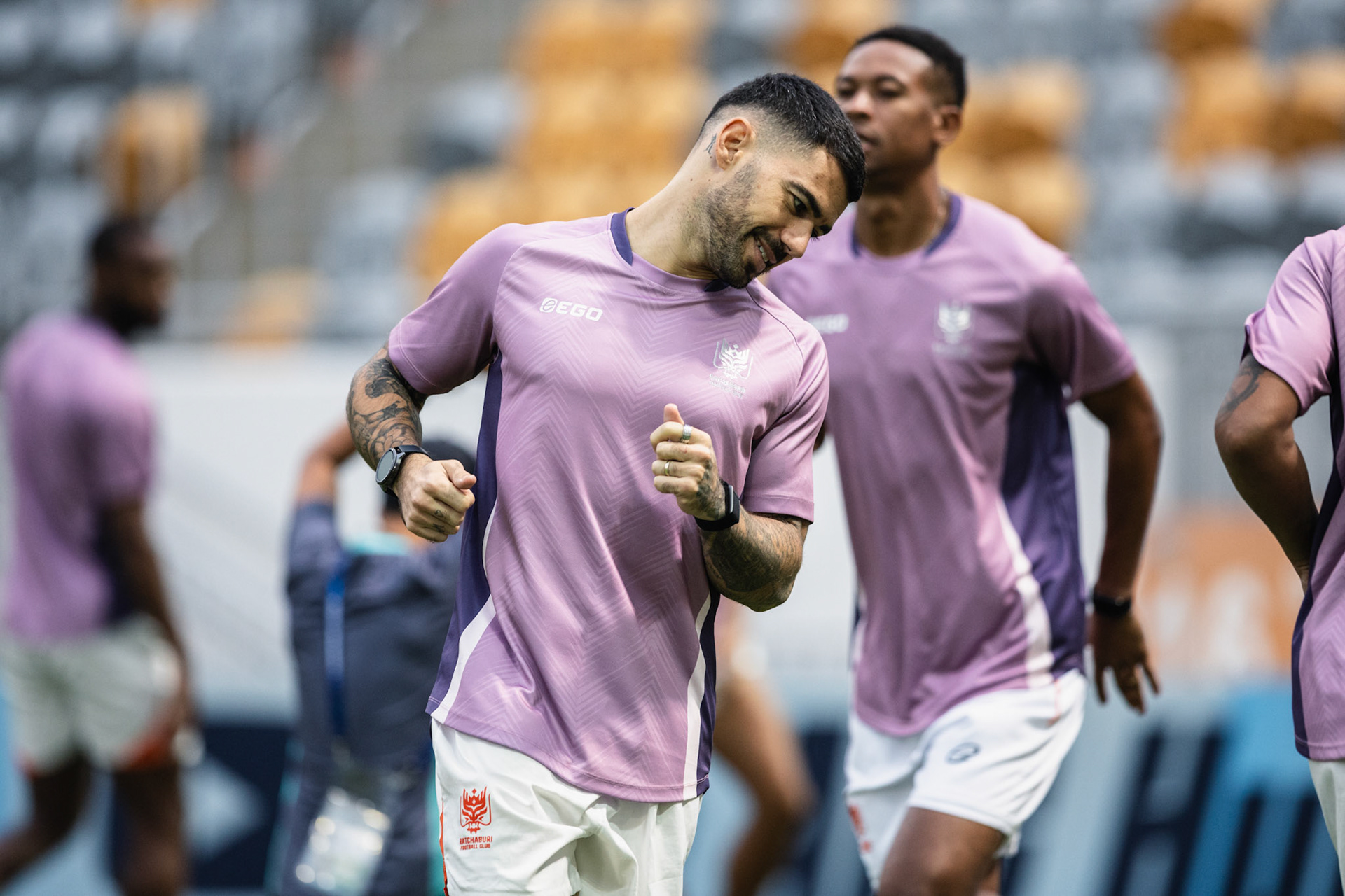Mong Kok Stadium, HONG KONG, China: Tana of Ratchaburi FC warming up during AFC Champions League TWO - Eastern FC vs Ratchaburi FC official training at Mong Kok Stadium on November 4, 2025 in Hong Kong, China, (Photo by Jack Ng/Alamy Live News)