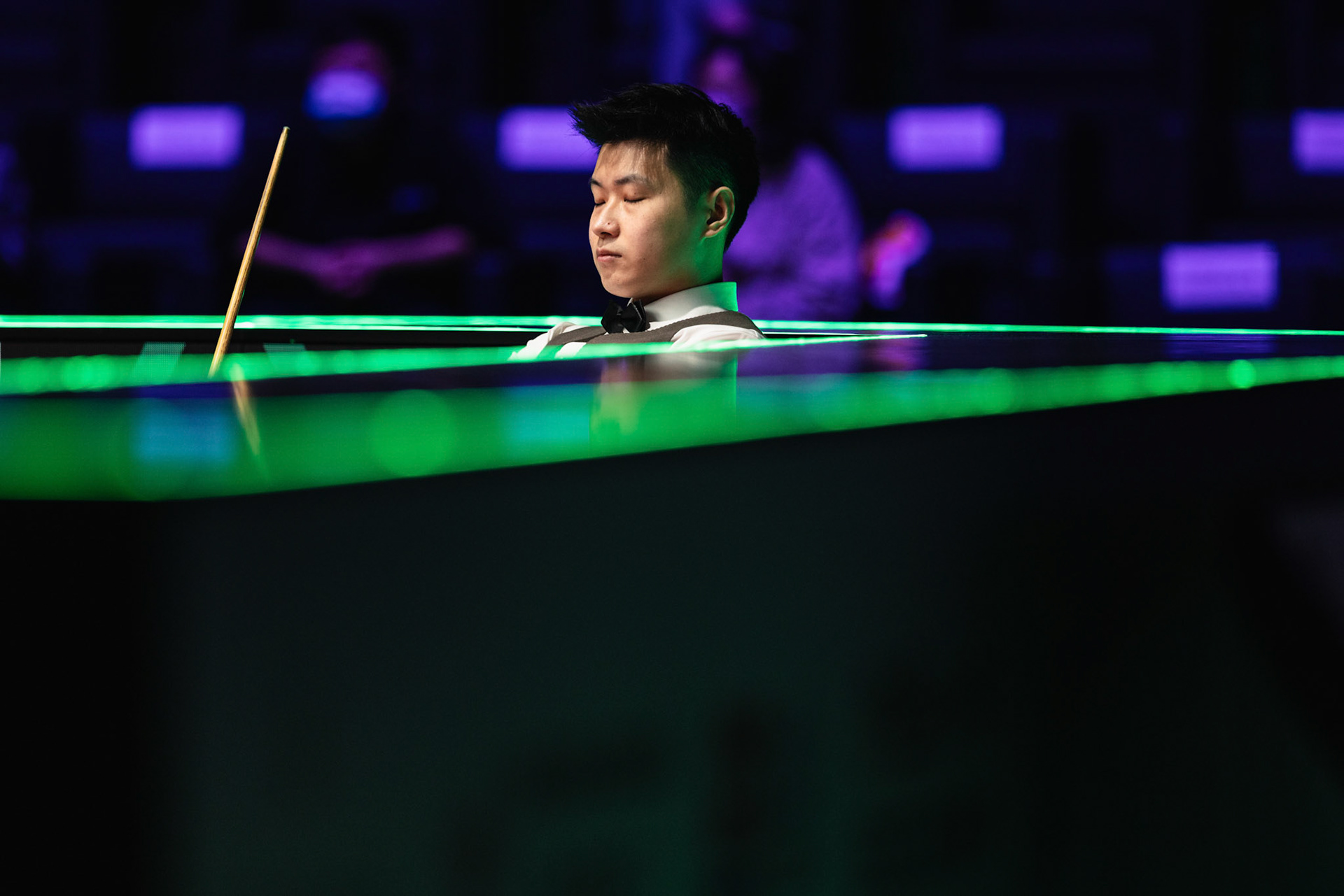 HONG KONG, China - FEBRUARY 05: Zhao Xintong of China reacts during WST World Grand Prix 2026 against Mark Selby of England at Kai Tak Arena on February 5, 2026 in Hong Kong, China, (Photo by Jack Ng/Alamy Live News)