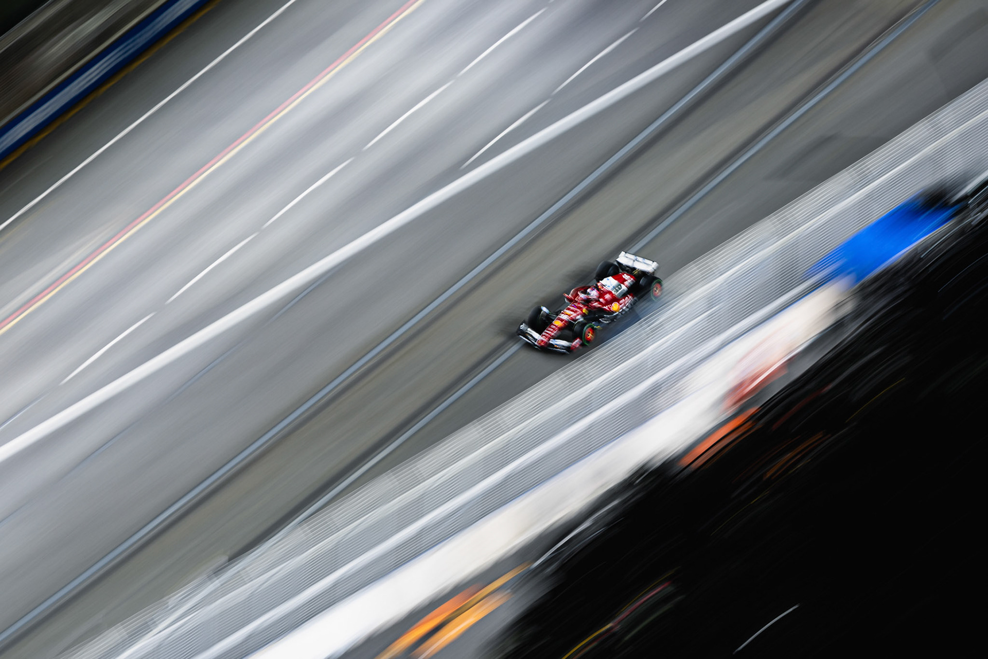 SINGAPORE, Singapore - OCTOBER  05:  during F1 Grand Prix of Singapore at Marina Bay Street Circuit on October 5, 2025 in Singapore, Singapore, (Photo by Jack Ng/Alamy Live News)