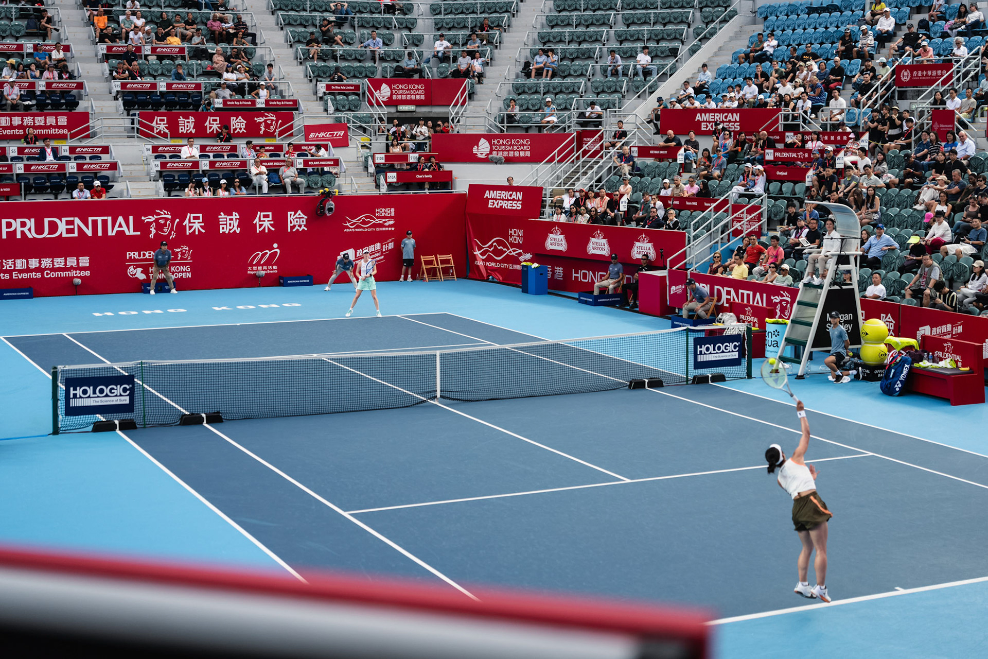 HONG KONG, China - Himeno Sakatsume of Japan play against Maya Joint during WTA 250 - Prudential Hong Kong Tennis Open at Victoria Park Tennis Court on October 31, 2025 in Hong Kong, China, (Photo by Jack Ng/Alamy Live News)