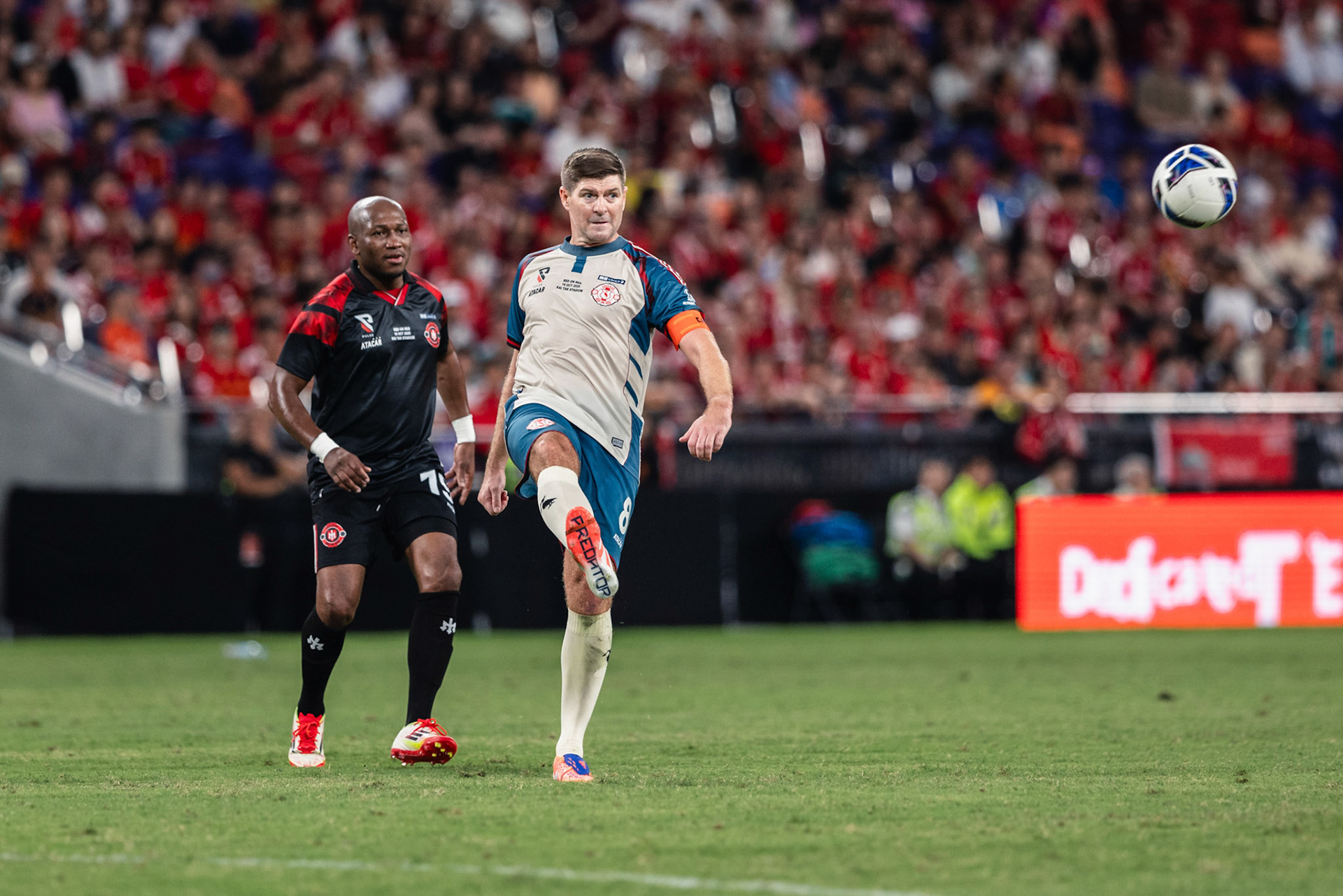 Kai Tak Stadium, HONG KONG, China - OCTOBER 18:  during Red on Red 2025 at Kai Tak Stadium on October 18, 2025 in Hong Kong, China, (Photo by Jack Ng/Jack Ng/Alamy Live News)