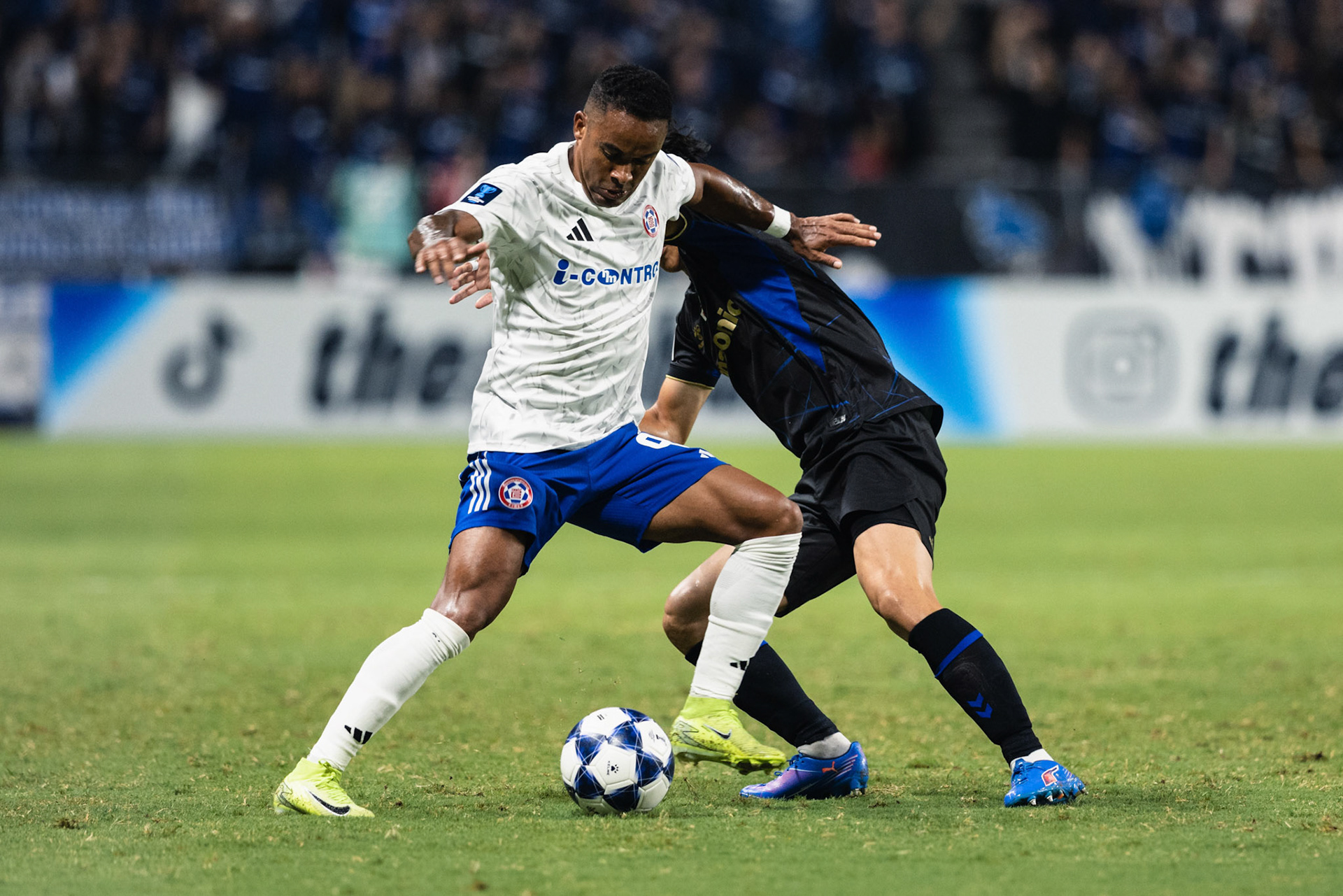 OSAKA, Japan - SEPTEMBER  17:  during AFC Champions League 2 - Gamba Osaka vs Eastern FC at Suita City Football Stadium on September 17, 2025 in Osaka, Japan, (Photo by Jack Ng/Jack.8th)
