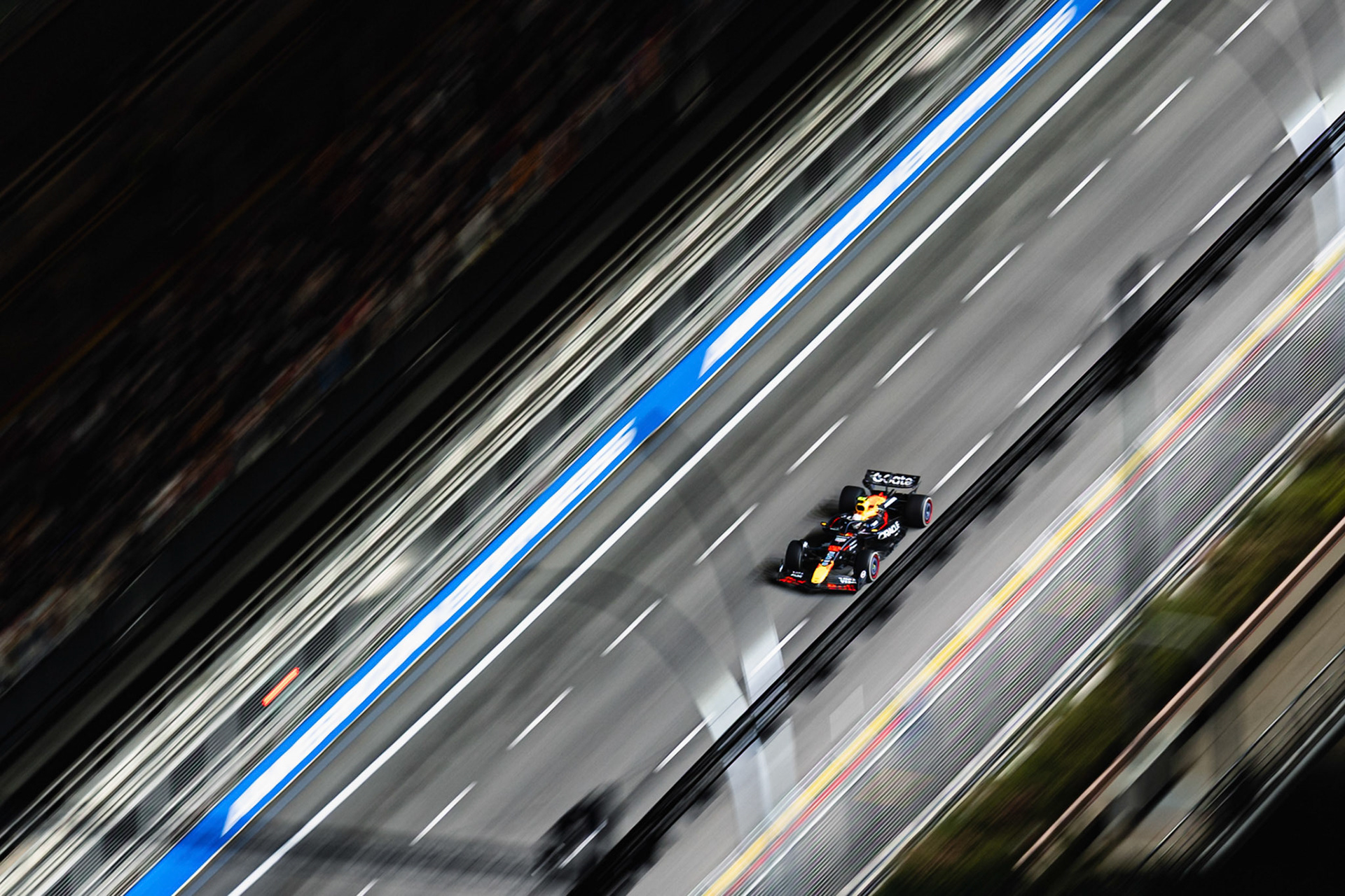 SINGAPORE, Singapore - OCTOBER  05:  during F1 Grand Prix of Singapore at Marina Bay Street Circuit on October 5, 2025 in Singapore, Singapore, (Photo by Jack Ng/Alamy Live News)