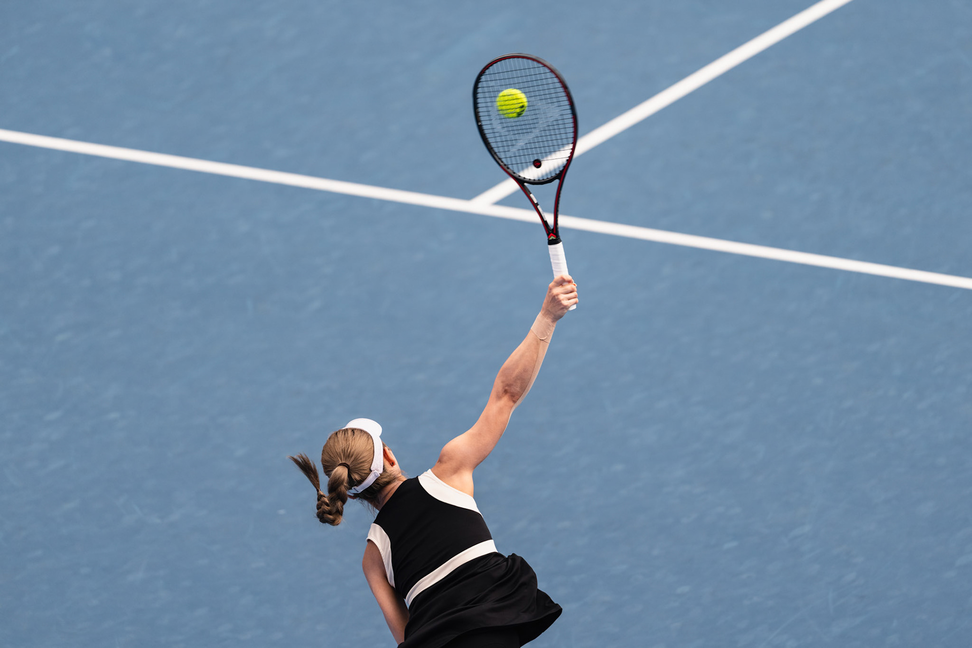 HONG KONG, China - Kamilla RAKHIMOVA and Aliaksandra SASNOVICH of Russia play against Momoko KOBORI of Japan and Peangtarn PLIPUECH of Thailand during WTA 250 - Prudential Hong Kong Tennis Open at Victoria Park Tennis Court on October 31, 2025 in Hong Kong, China, (Photo by Jack Ng/Alamy Live News)