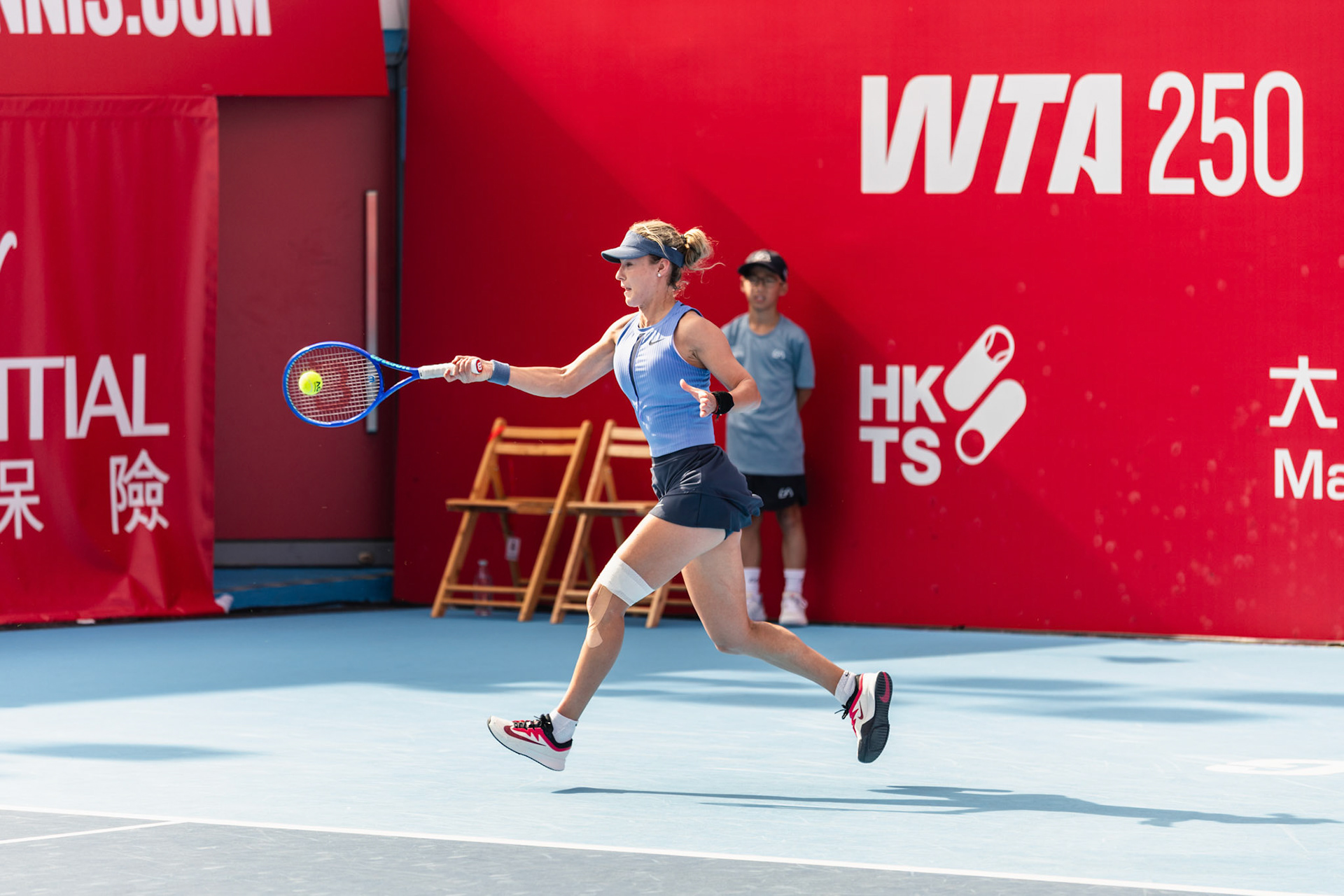 HONG KONG, China - Anna Kalinskaya of Russia in action during WTA 250 - Prudential Hong Kong Tennis Open at Victoria Park Tennis Court on October 30, 2025 in Hong Kong, China, (Photo by Jack Ng/Alamy Live News)