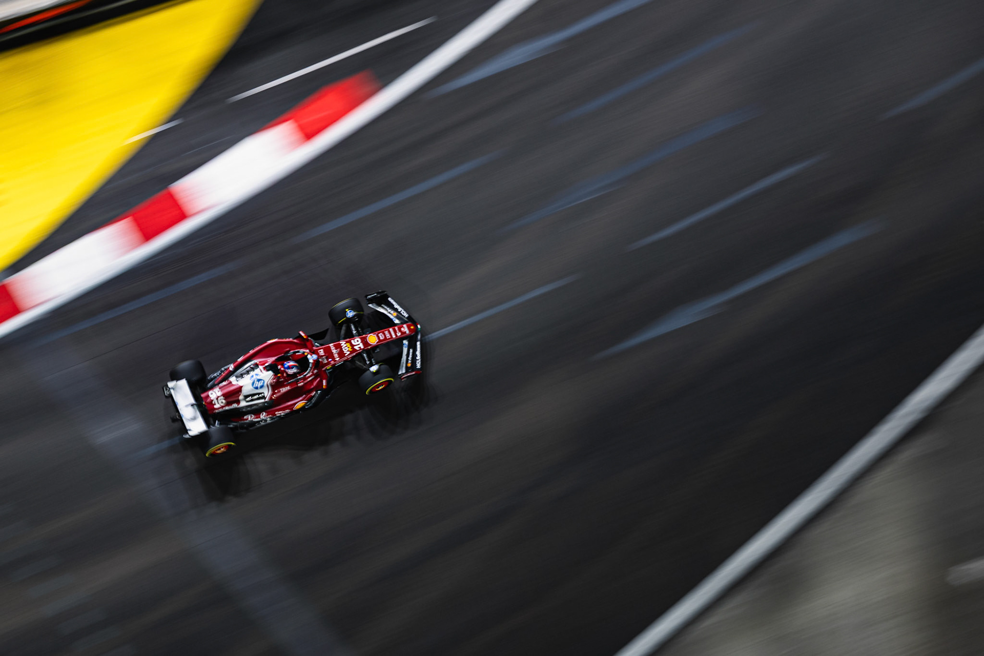 SINGAPORE, Singapore - OCTOBER  05:  during F1 Grand Prix of Singapore at Marina Bay Street Circuit on October 5, 2025 in Singapore, Singapore, (Photo by Jack Ng/Alamy Live News)