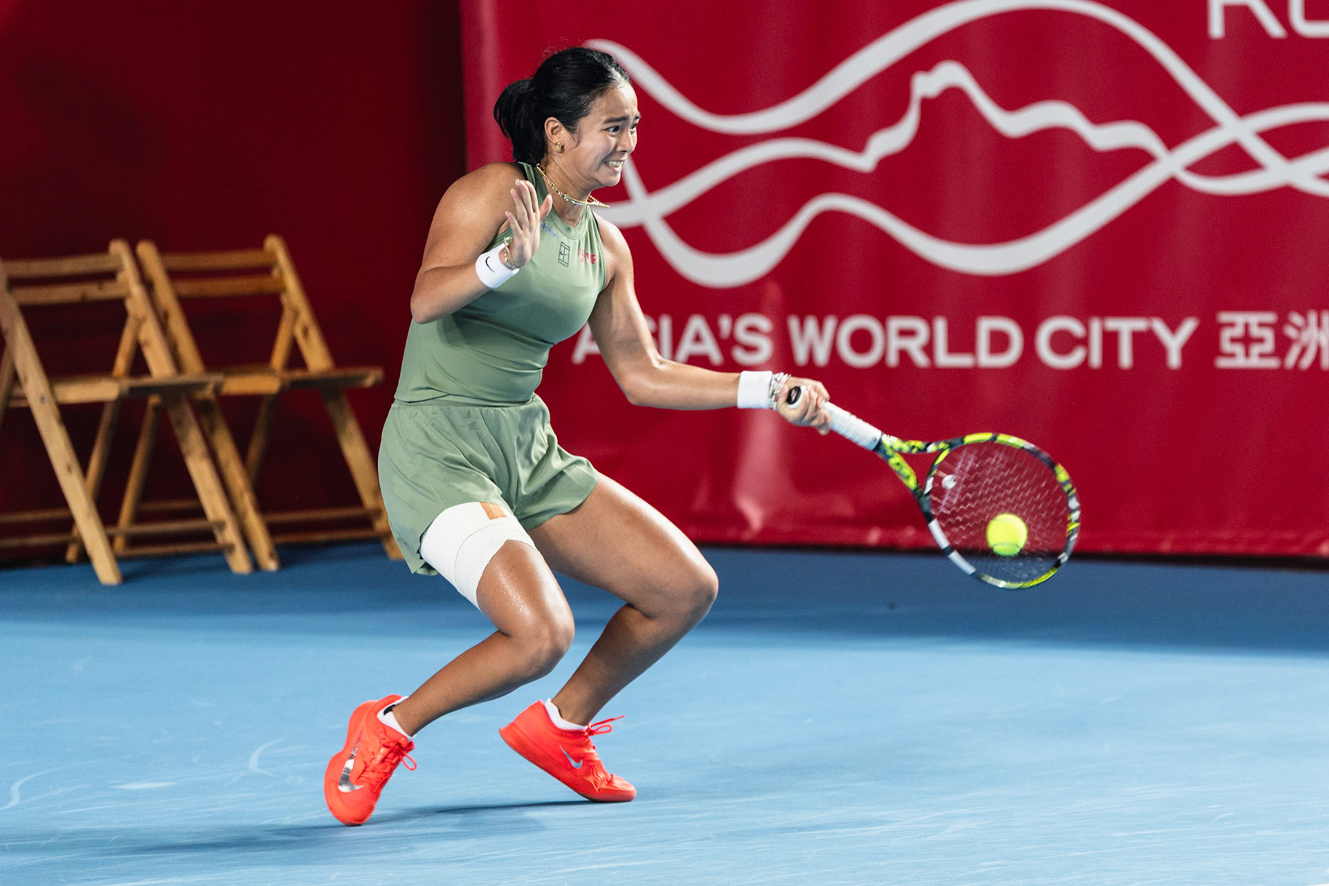 HONG KONG, China - Alexandra Eala of the Philippines vs Victoria Mboko of Canada during WTA 250 - Prudential Hong Kong Tennis Open at Victoria Park Tennis Court on October 30, 2025 in Hong Kong, China, (Photo by Jack Ng/Alamy Live News)