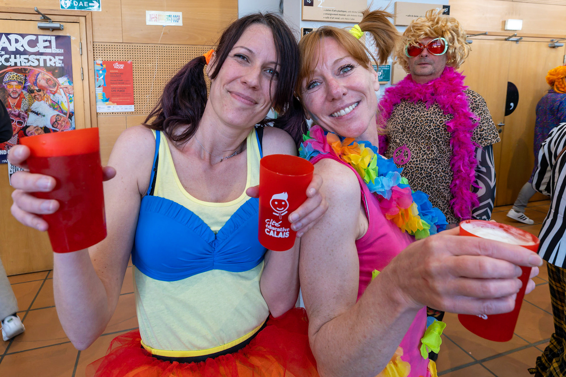 Le public vient déguisé pour assister au concert de Marcel et son Orchestre - Gérard Philipe Calais - 03/06/2023