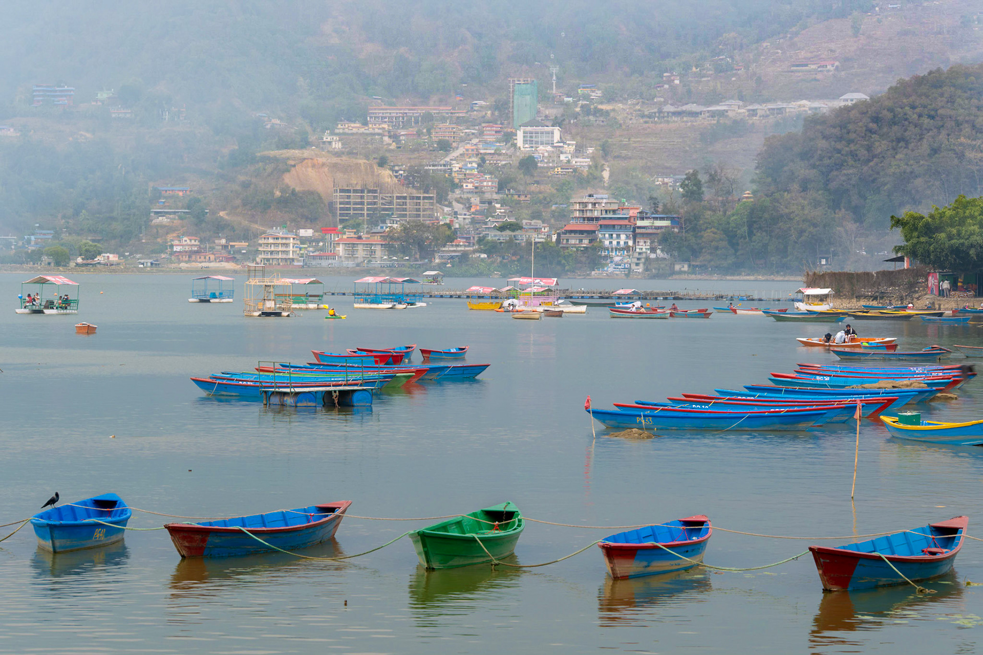 Sur les berges du lac de Pokhara
