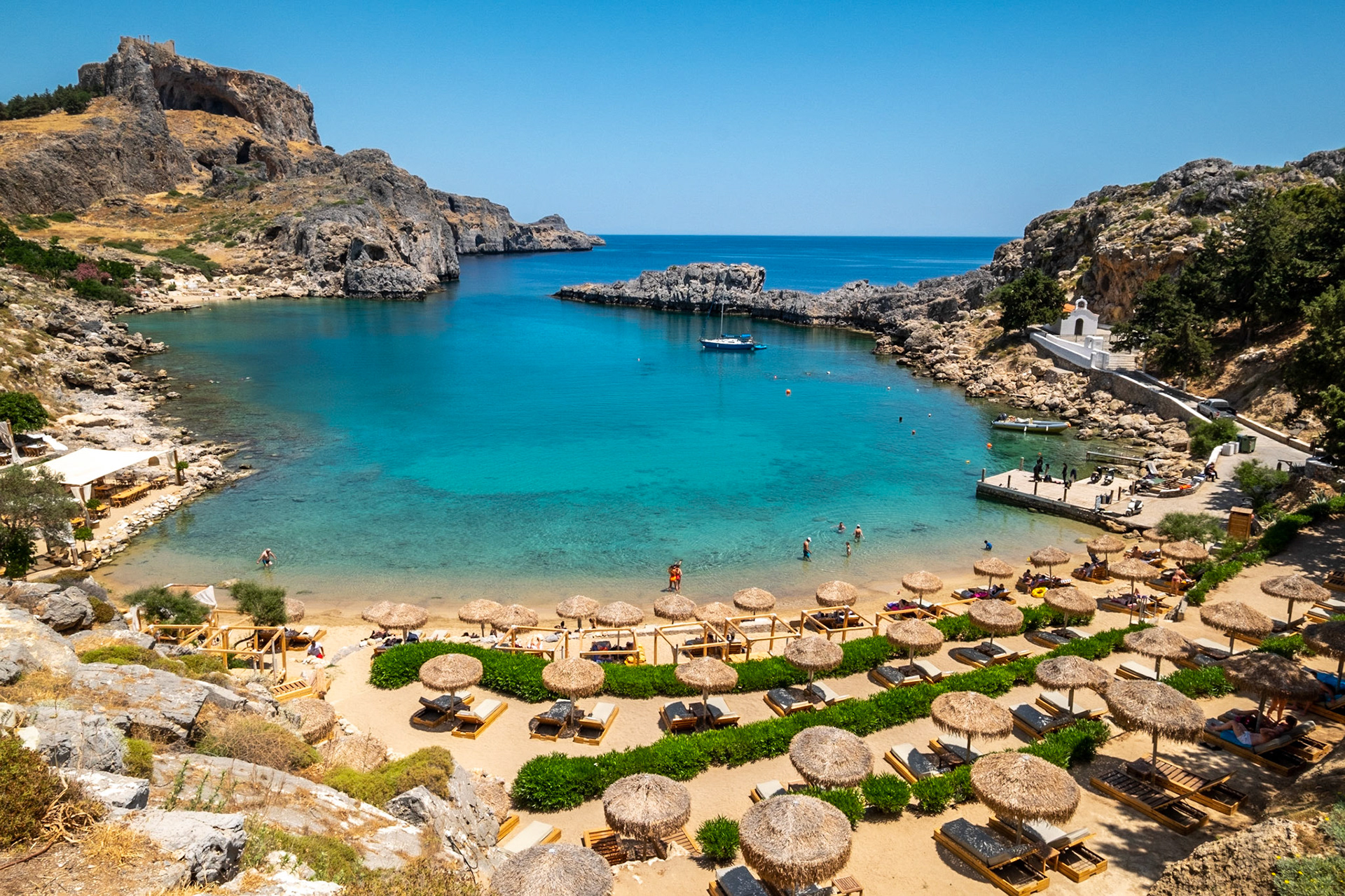 Saint Paul Bay totalement déserte en cette période de COVID.
