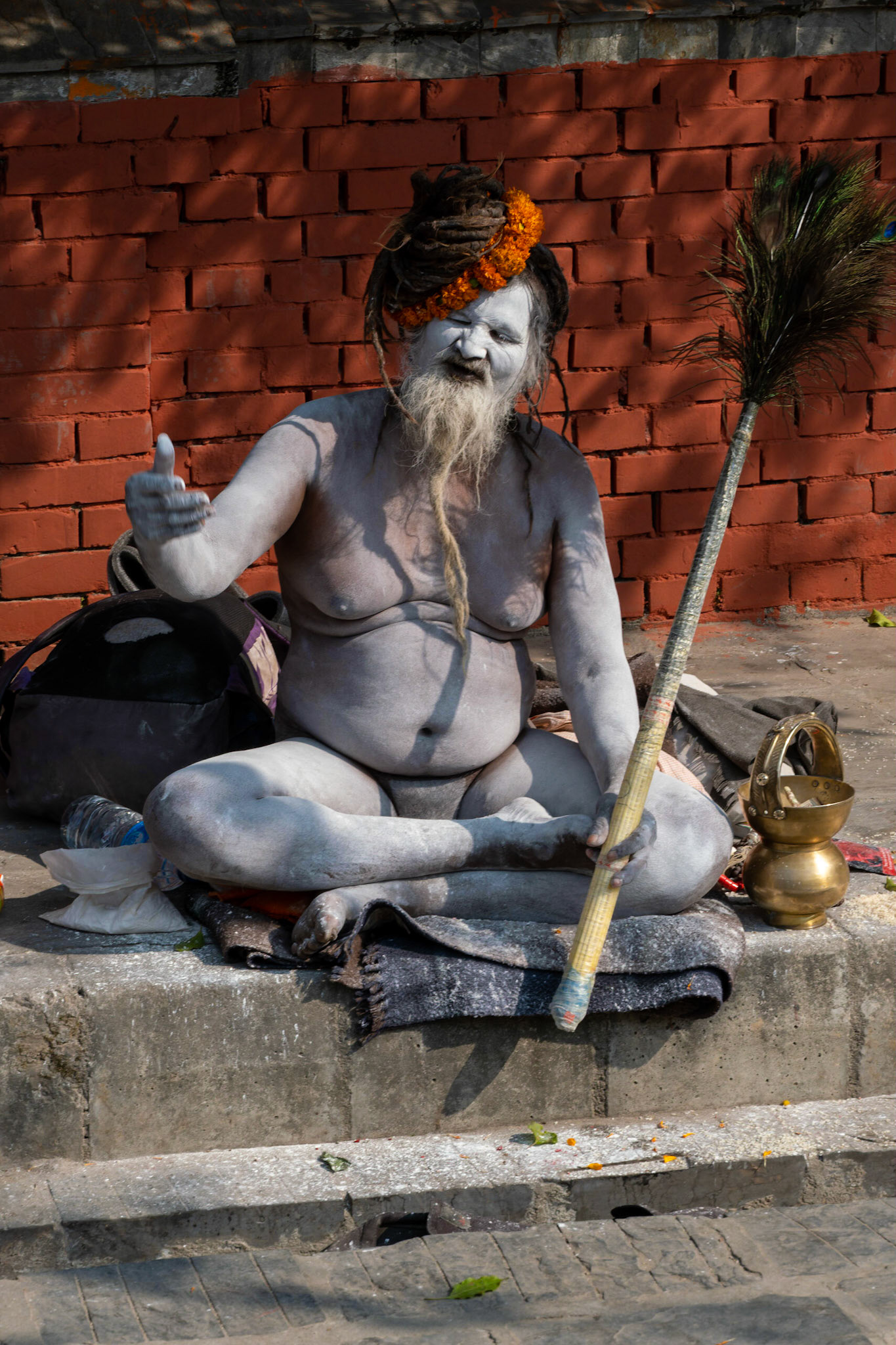 Il y a des sadhus plus folkloriques que d'autres, surtout lors des grands rassemblements.