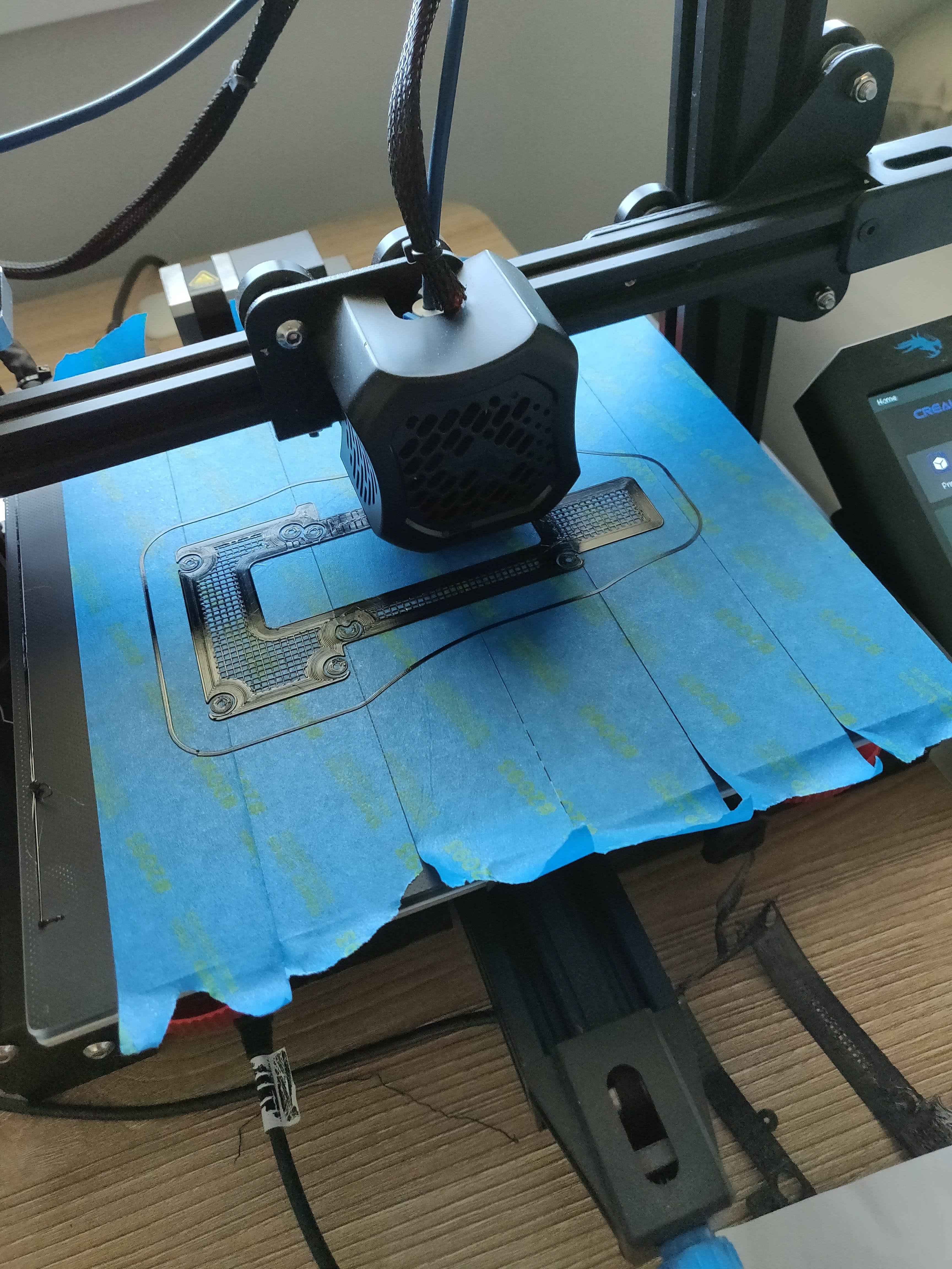Printing standoff bracket, V3, in PET-G.