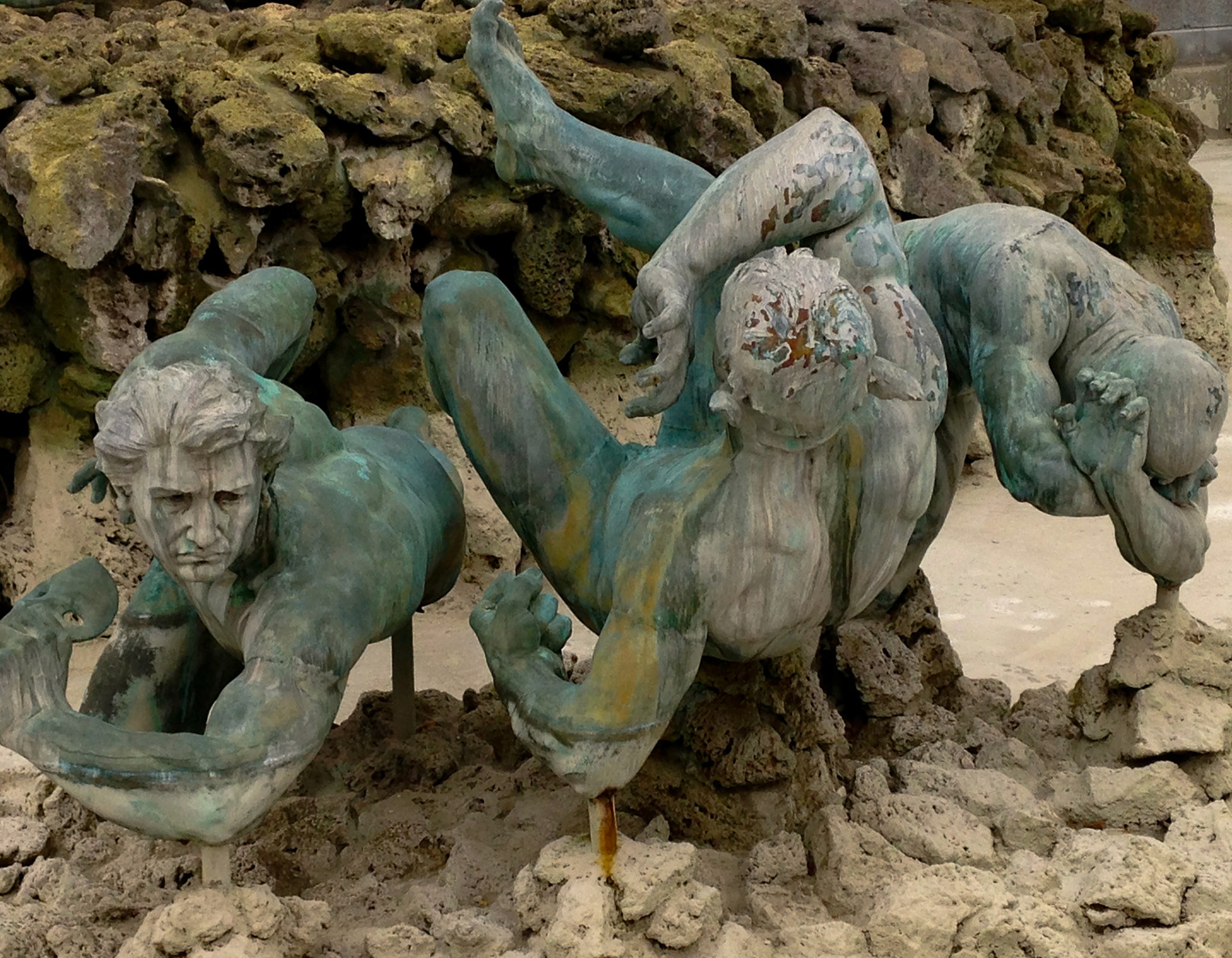 Fountain: Bordeaux, France, 2014