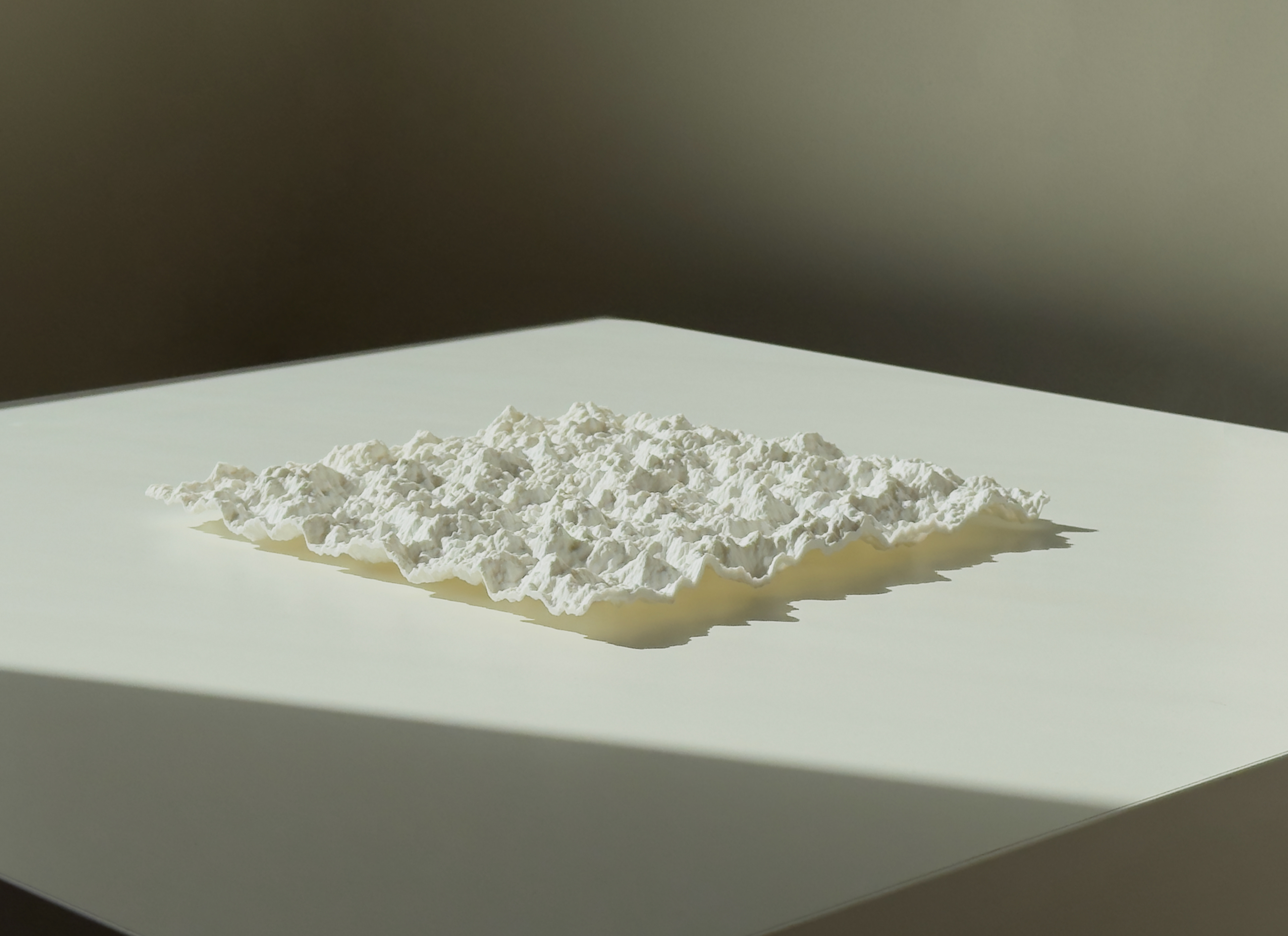 𝘌𝘲𝘶𝘪𝘭𝘪𝘣𝘳𝘪𝘶𝘮 𝘐