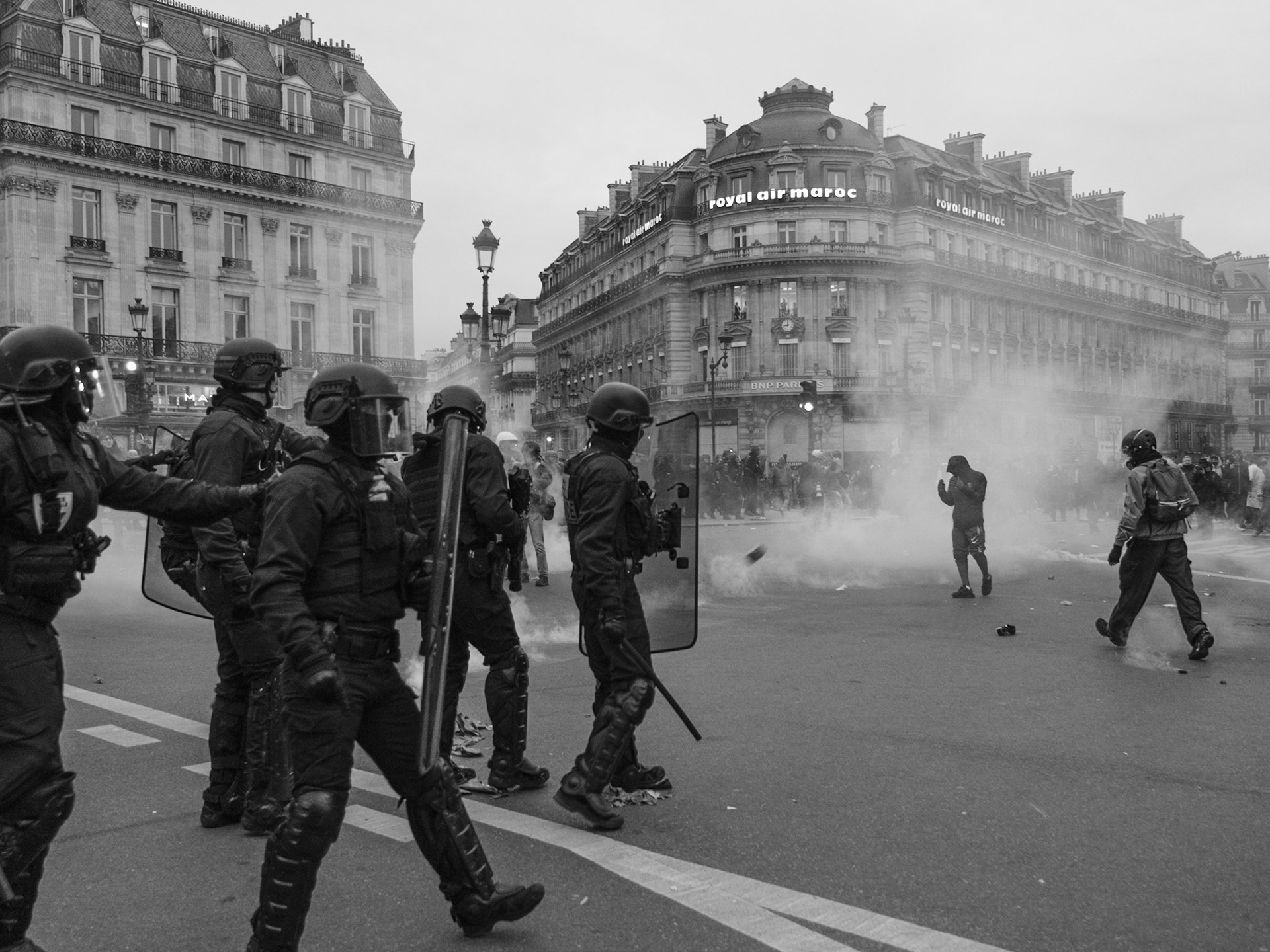 France, Paris, 2023-03-23. 9th day of mobilization against the pension reform in Paris, demonstration starting from Bastille. Photograph by Maxime Gruss / Hans Lucas.France, Paris, 2023-03-23. 9eme journee de mobilisation contre la reforme des retraites a Paris, manifestation au depart de Bastille. Photographie de Maxime Gruss / Hans Lucas.
