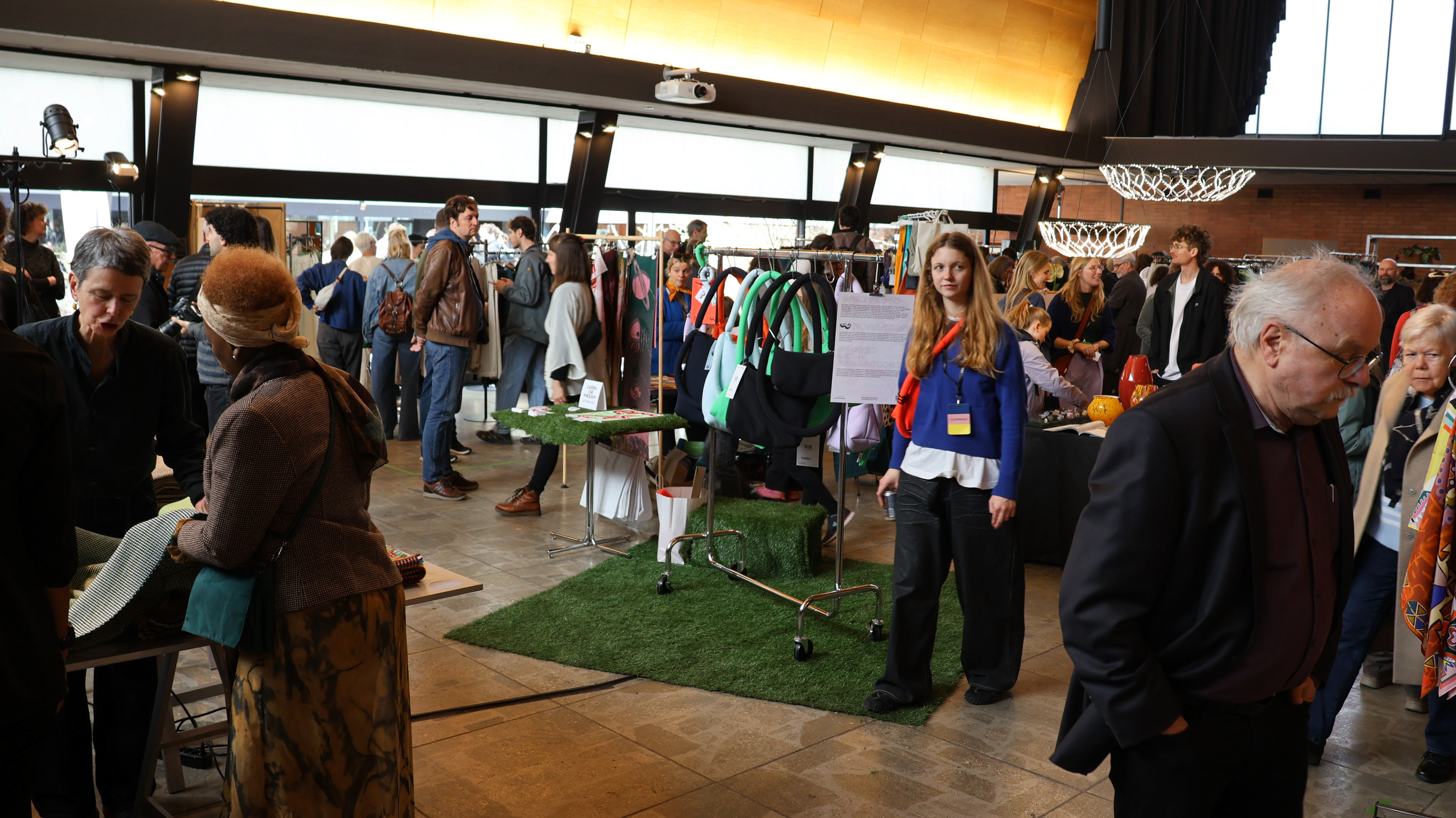 Dimanche design bienne 01.03.2026