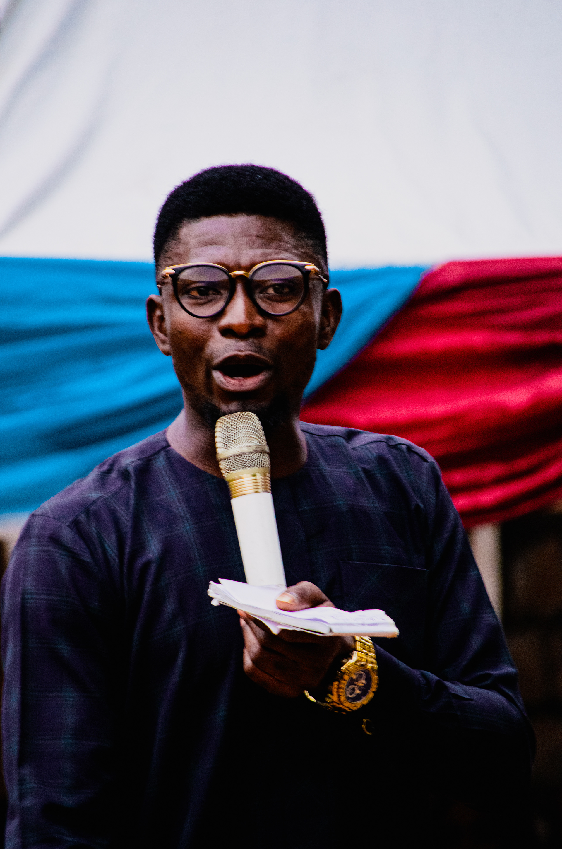 The MC (Master Of Ceremony) a very important job in times of weddings and events altogether. The MCs job is to keep the people connected with him through jokes and puns, sometimes even real stories.