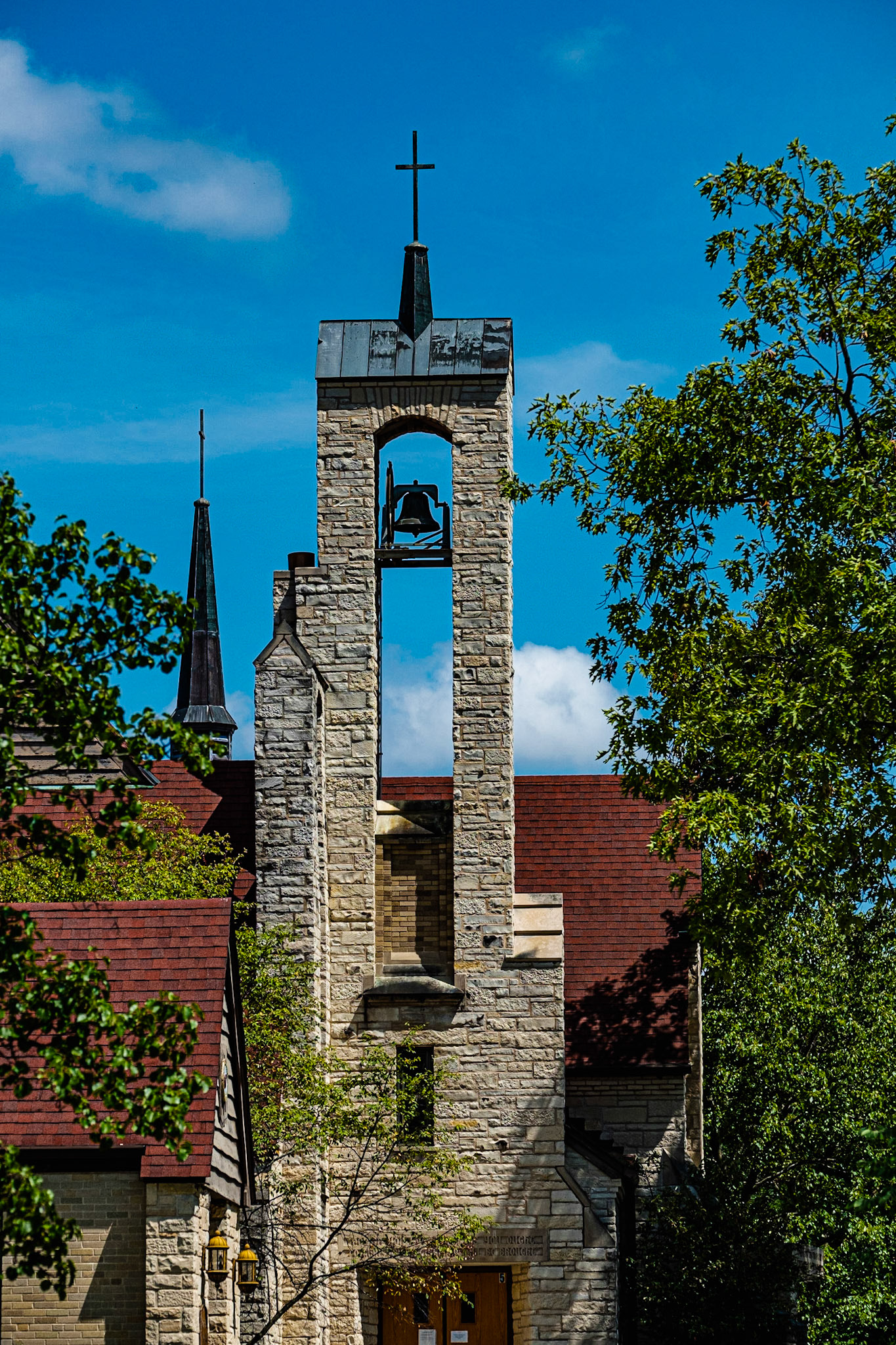 Immanuel Lutheran Church - Downers Grove