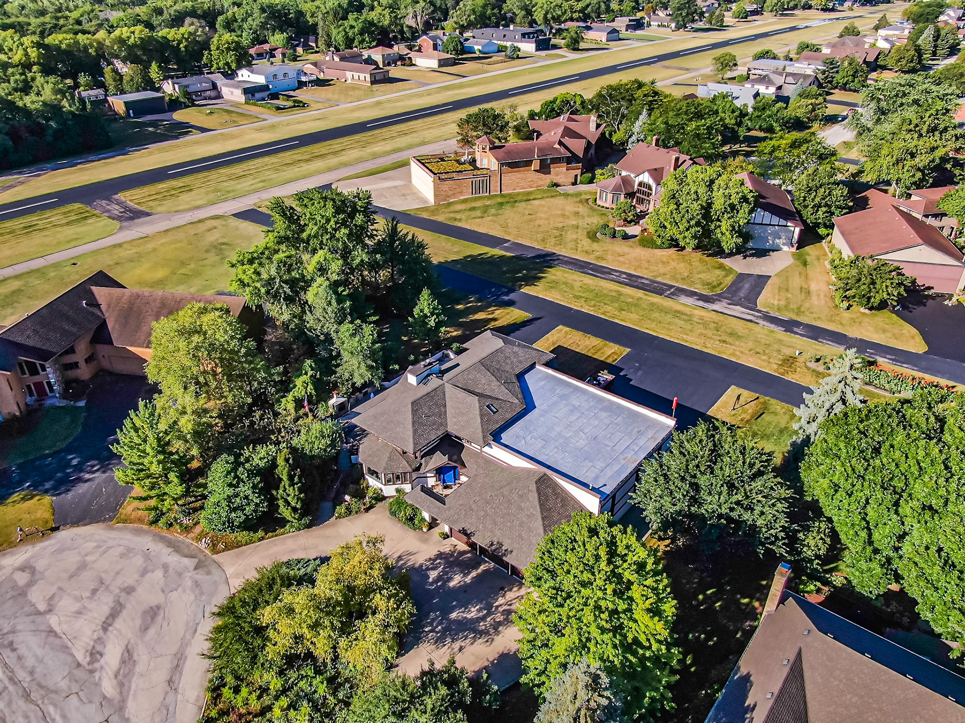 Residence and airfield capture