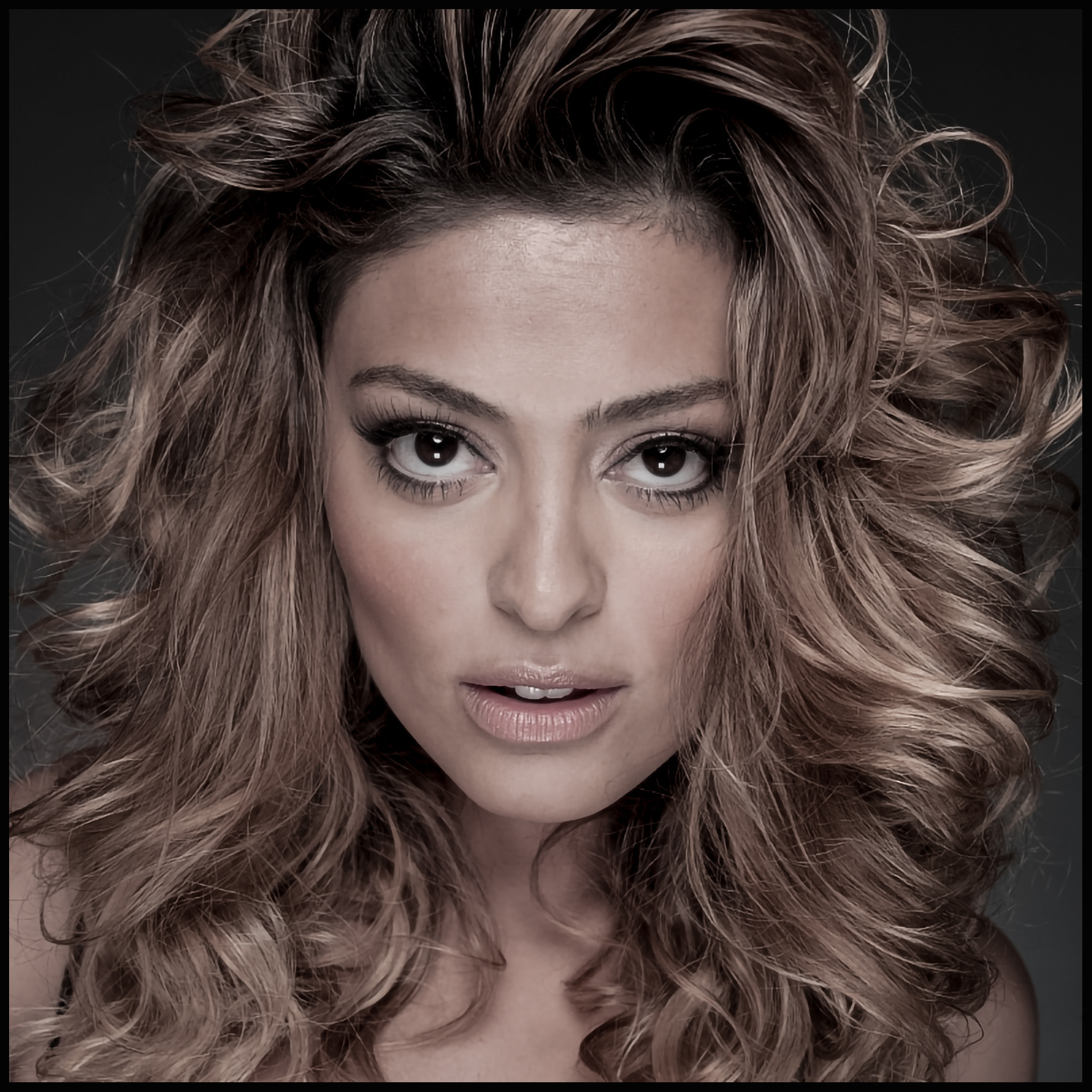 Valerio Trabanco - JULIANA PAES - TRUE BEAUTY