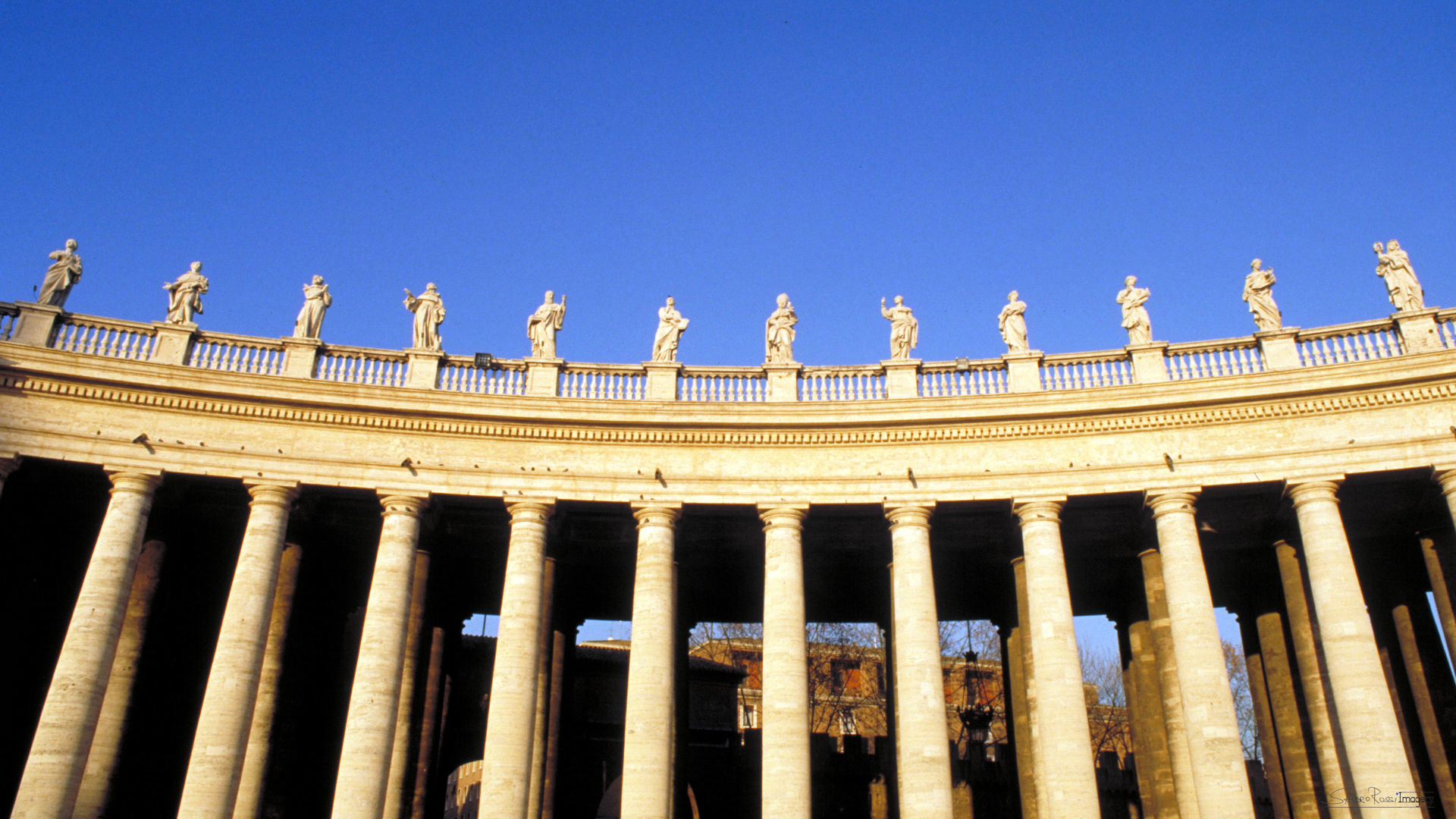 San Peters Columns