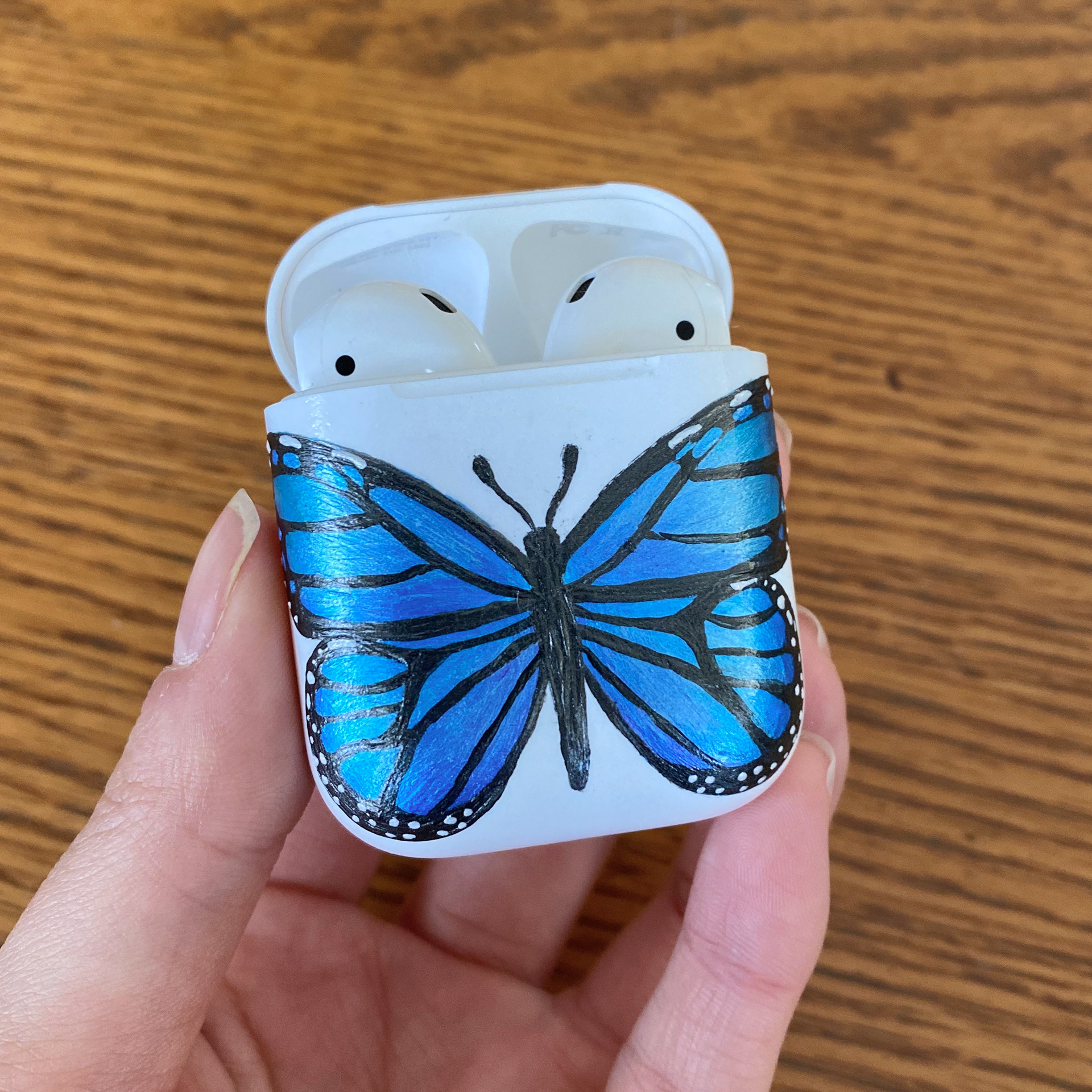 AirPod Case 2 / acrylic paint / 2020