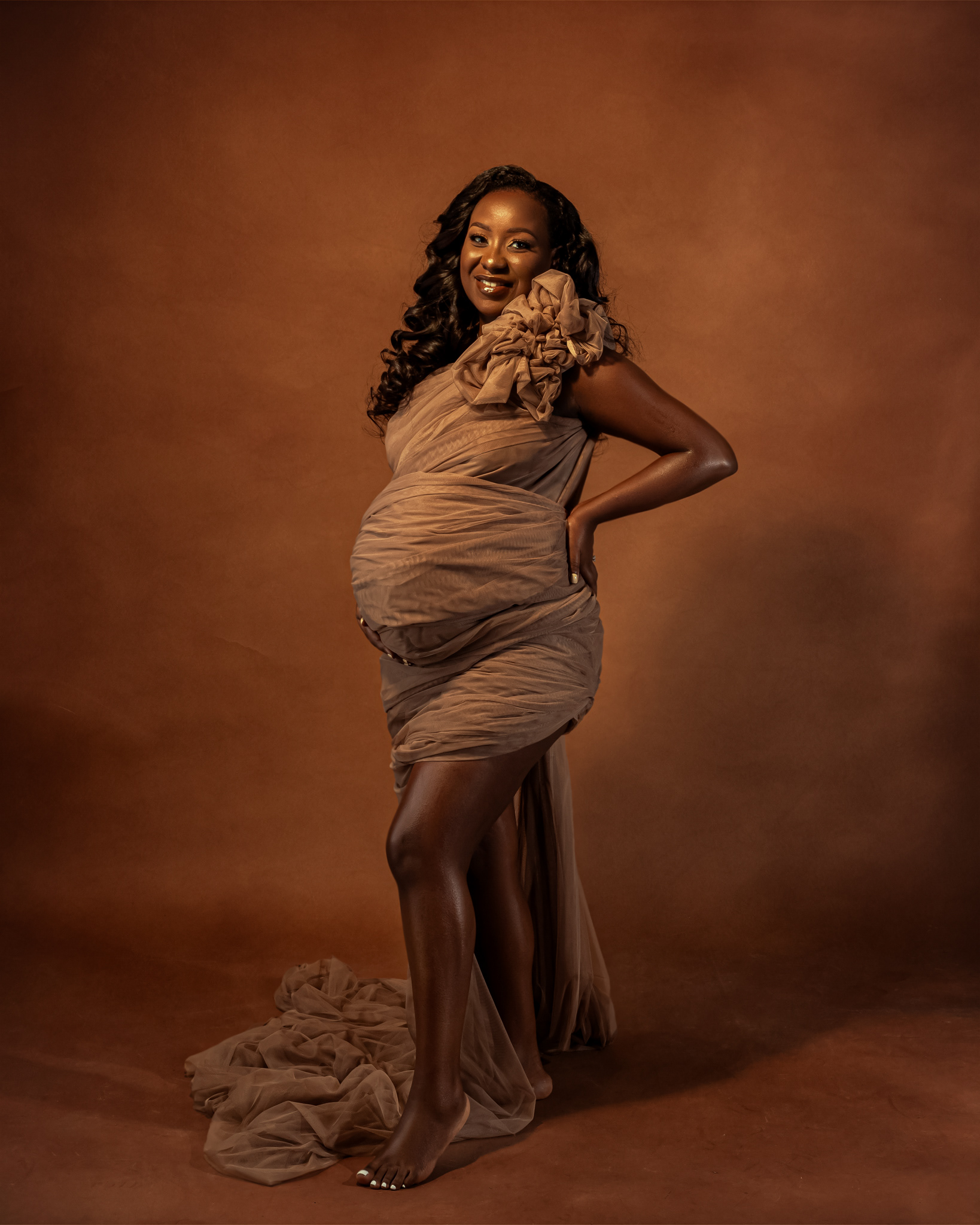 Bold artistic maternity photoshoot in Nairobi by The Kaiku Collective