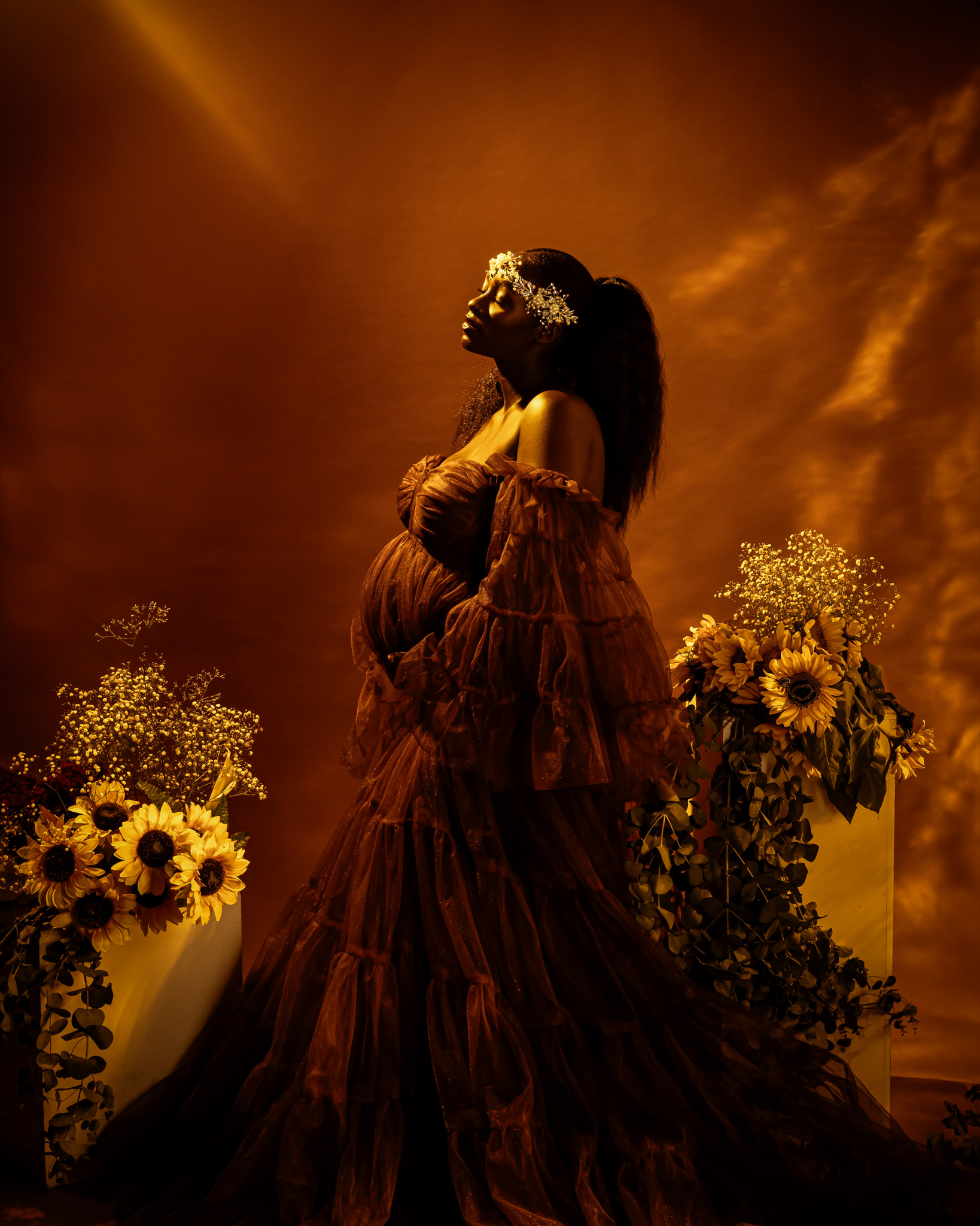 Bold artistic maternity photoshoot in Nairobi by The Kaiku Collective