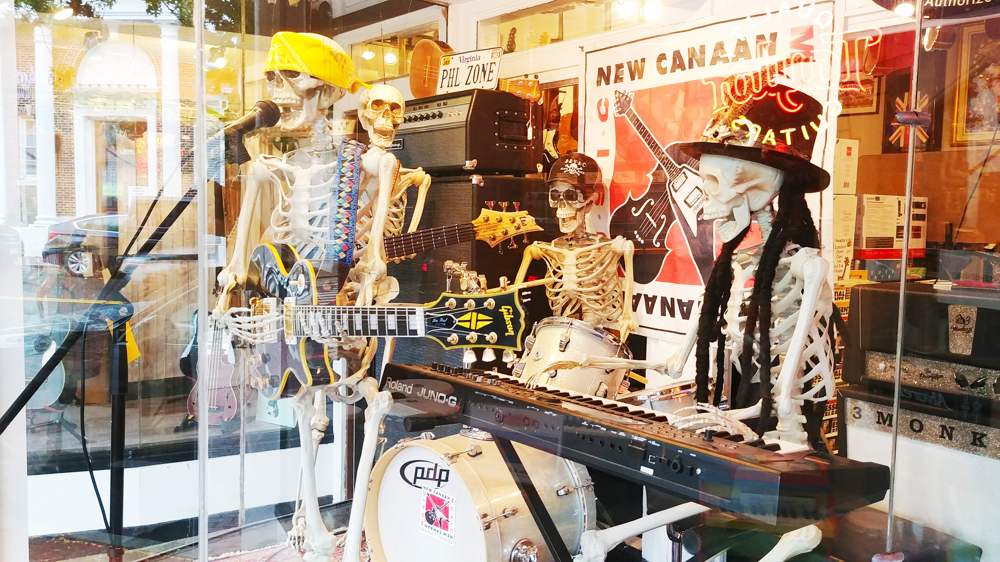 Retail window design