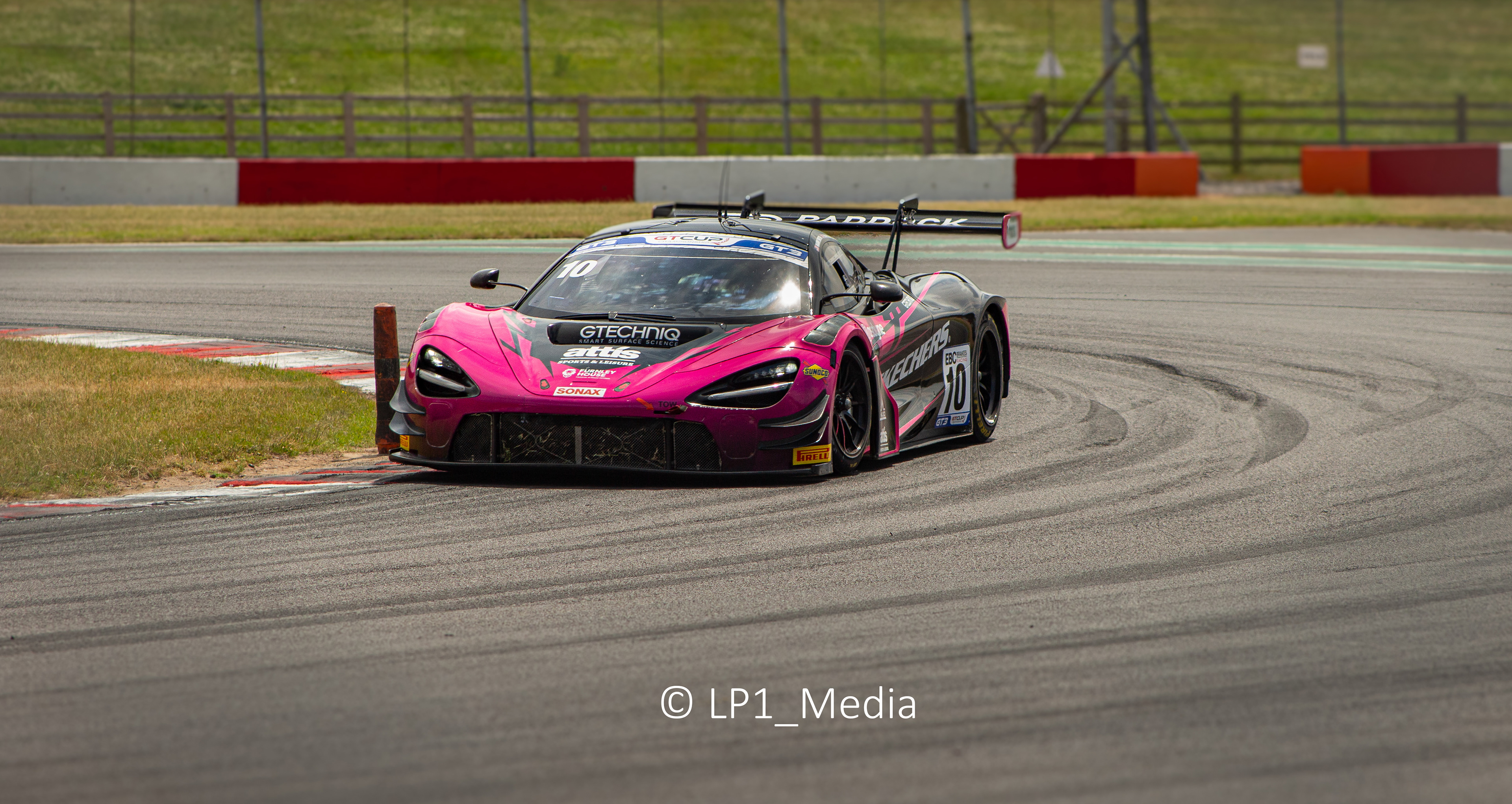 Paddock Motorsport - Mclaren 720S GT3 EVO