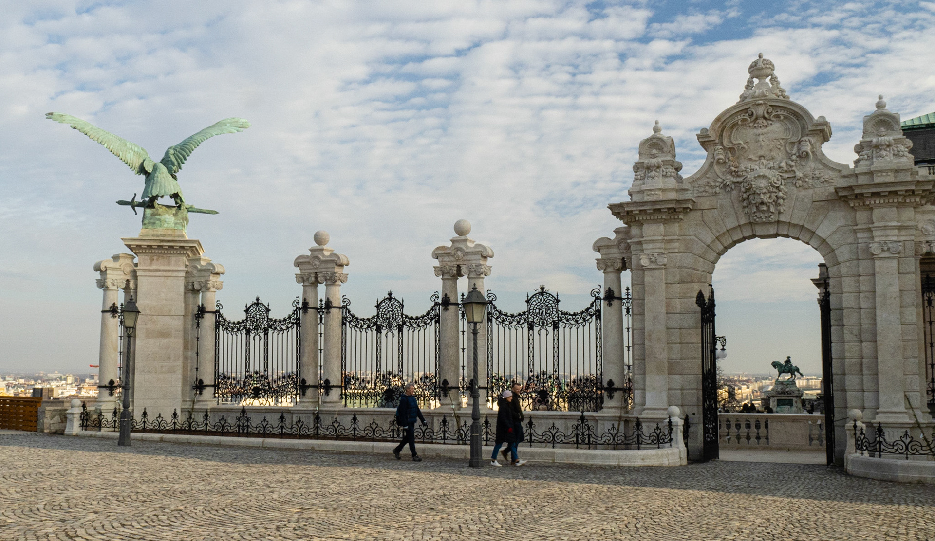 Buda Castle, Hapsburg Gate