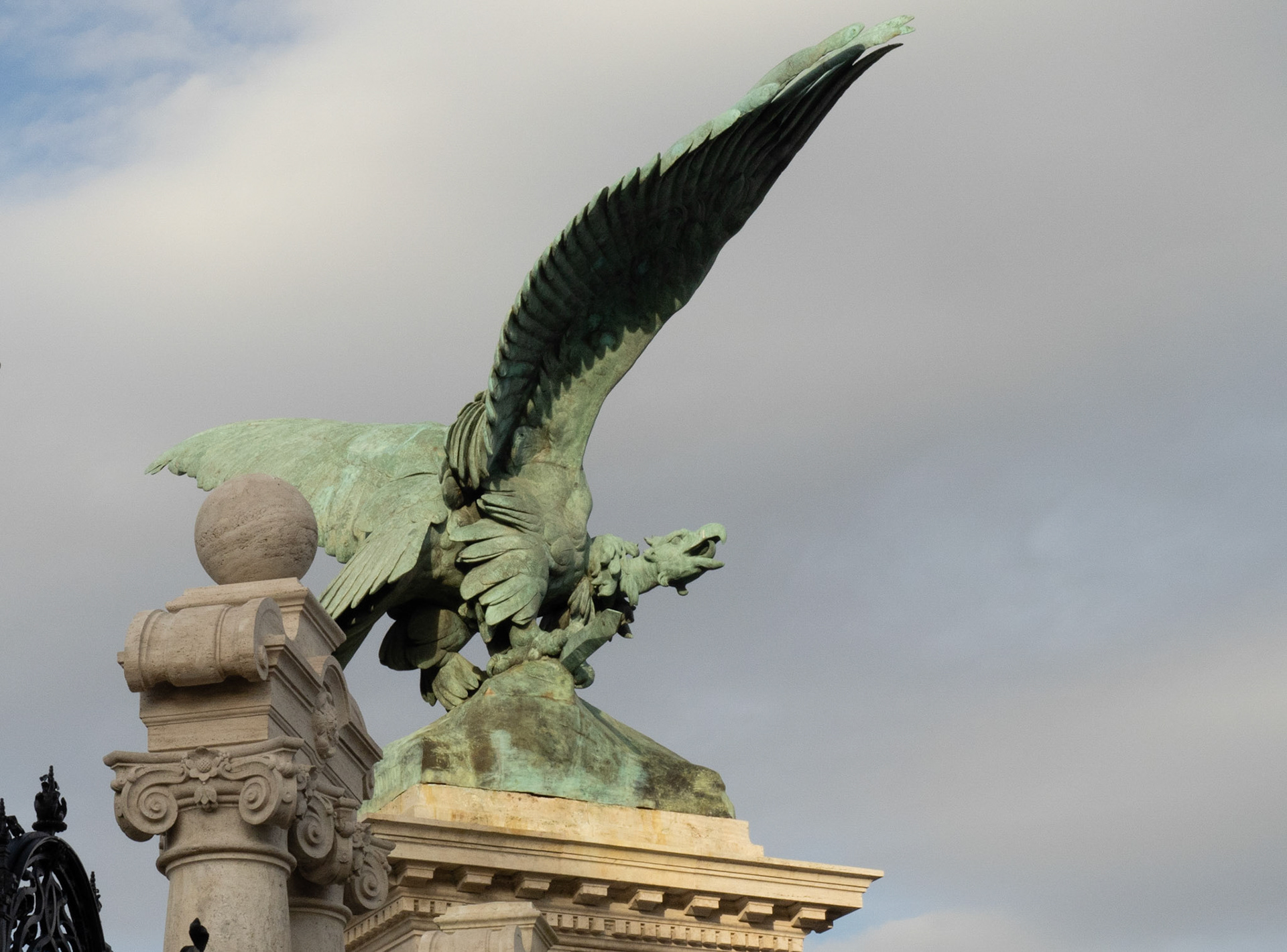Buda Castle, Turul (Large Mythical Eagle)