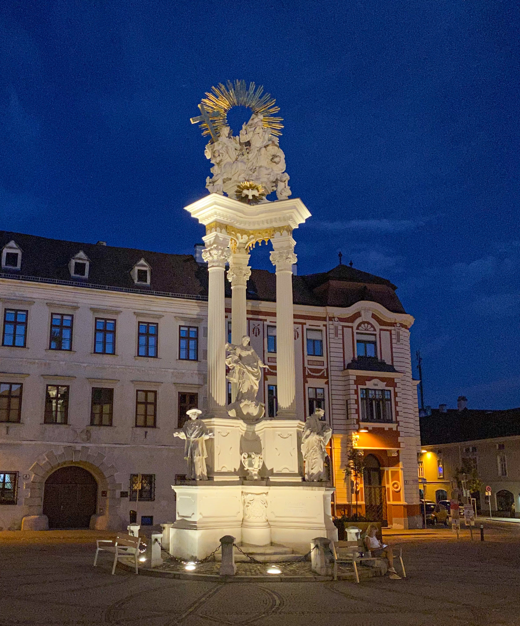 Plague Thanksgiving Column, Dreifaltigkeitsplatz, Krems