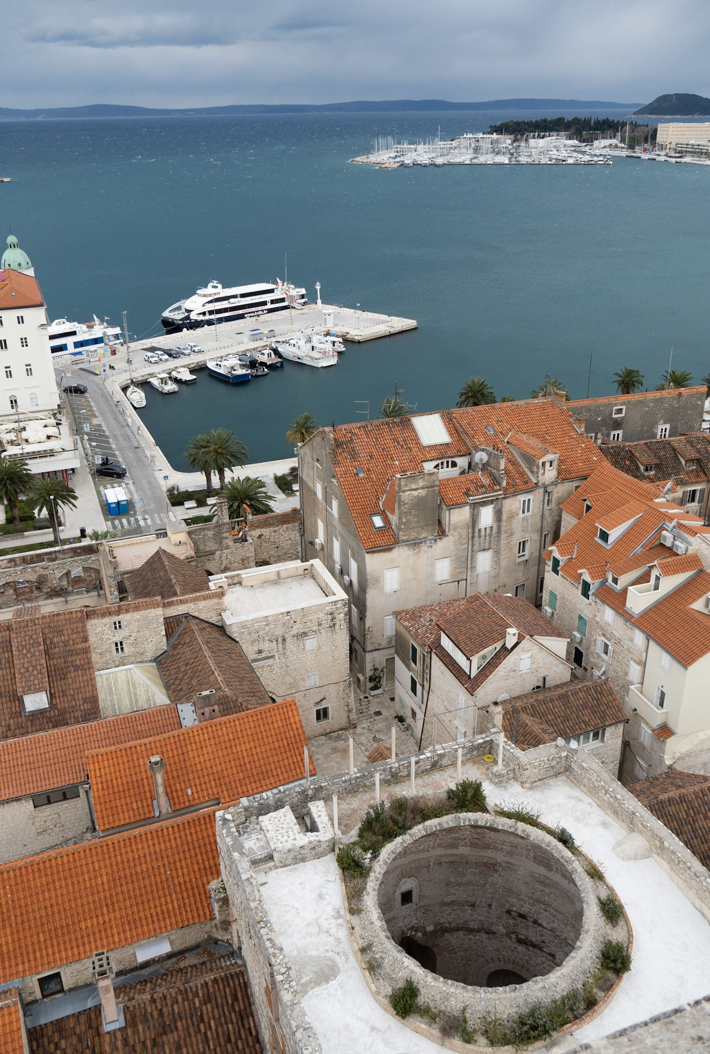 Split and the Vestibule Rotunda