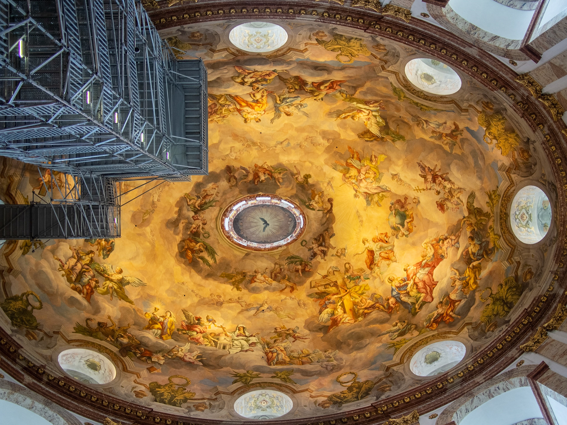 Karlskirche, Main Dome