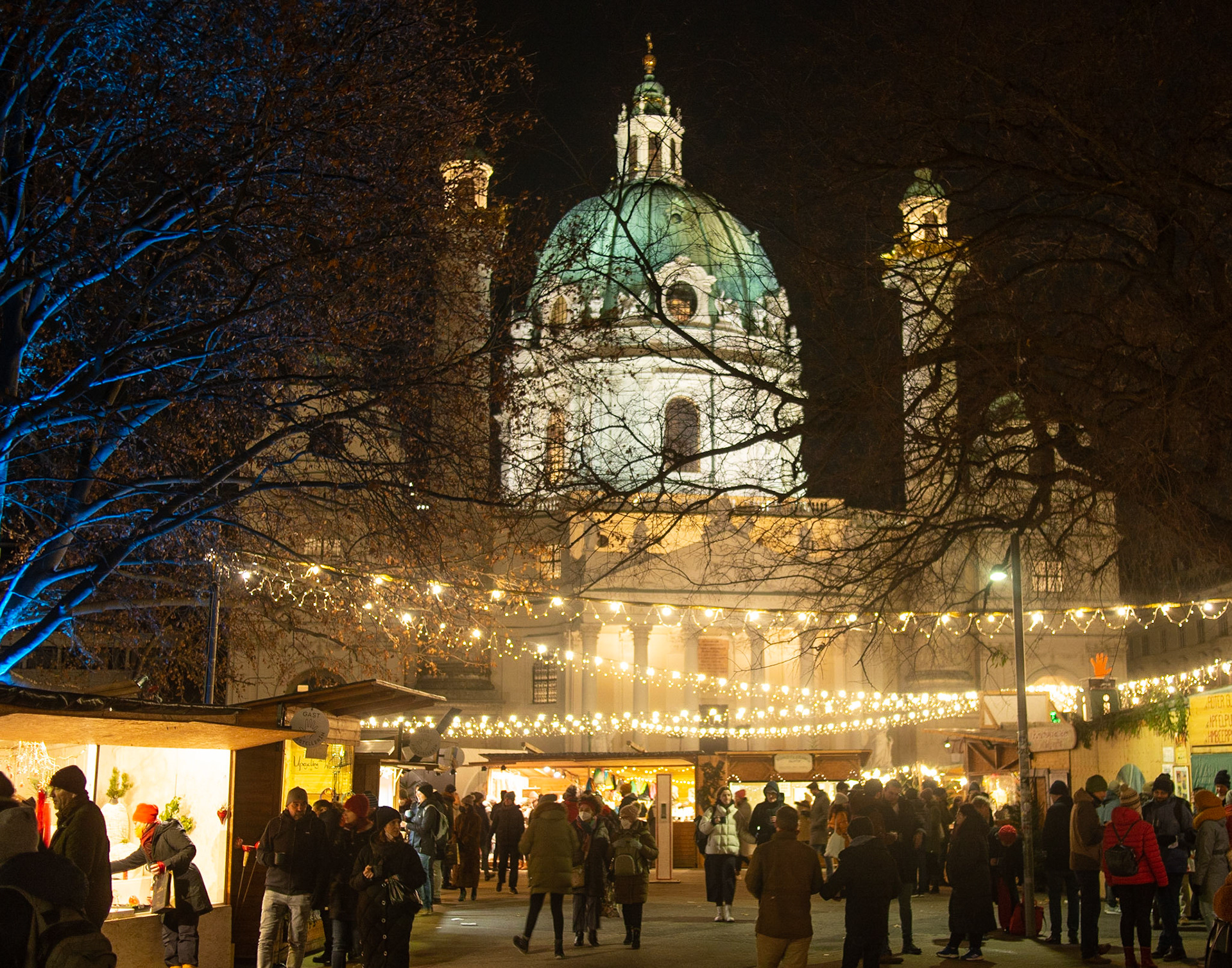 Vienna: Karlsplatz Christmas Market
