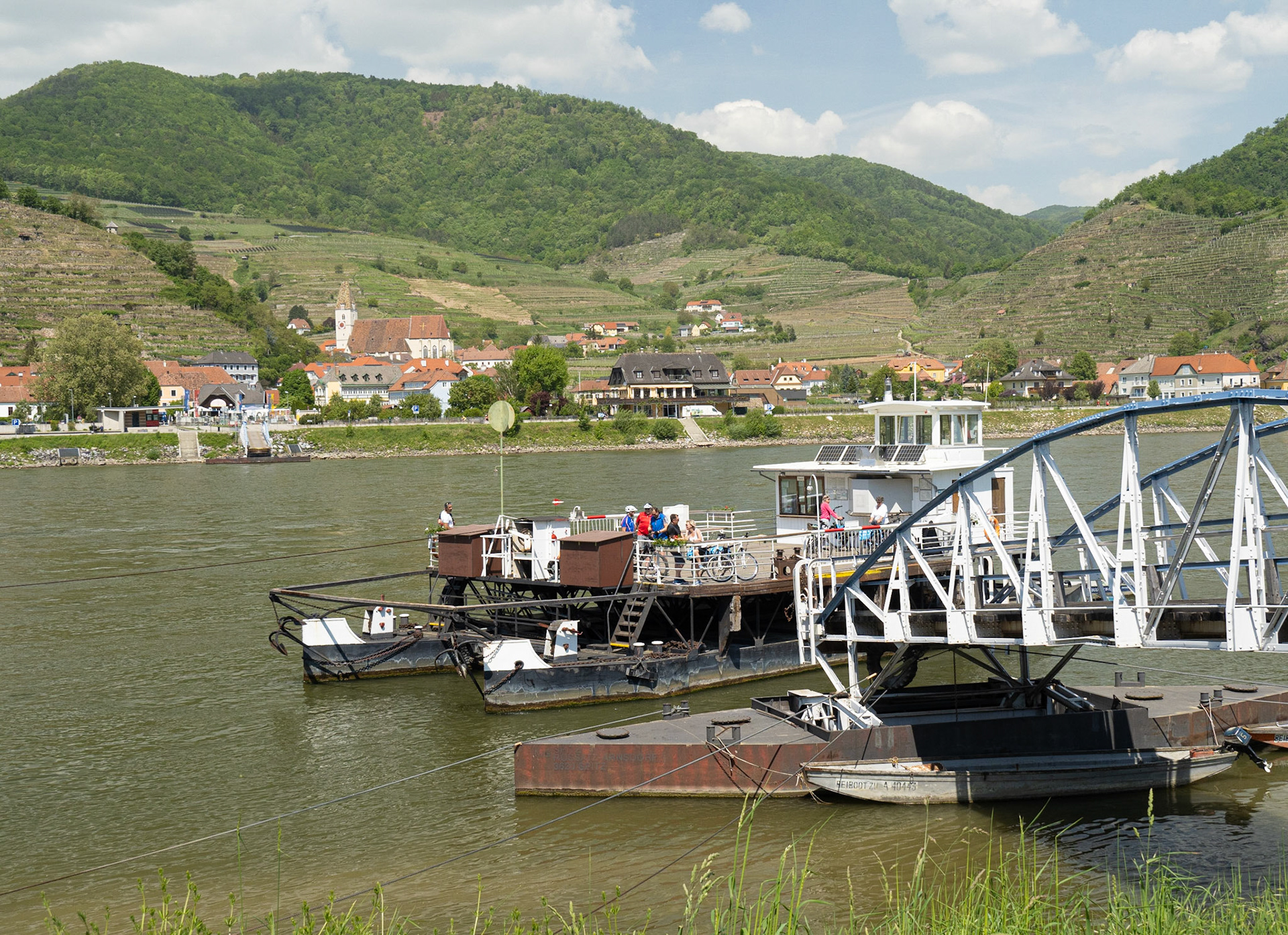 Day 4, Ferry to Spitz