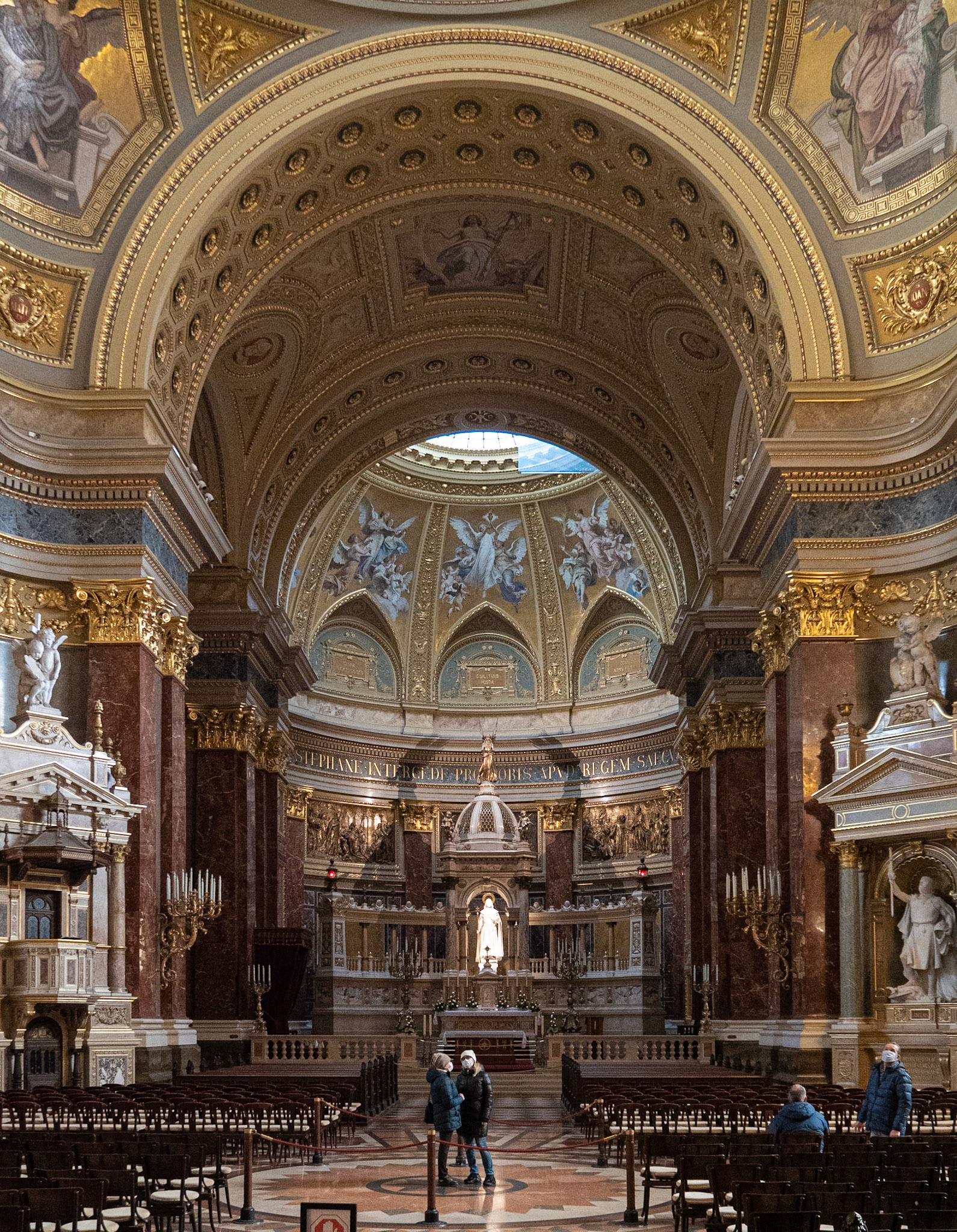 St. Stephen’s Basilica, Interior