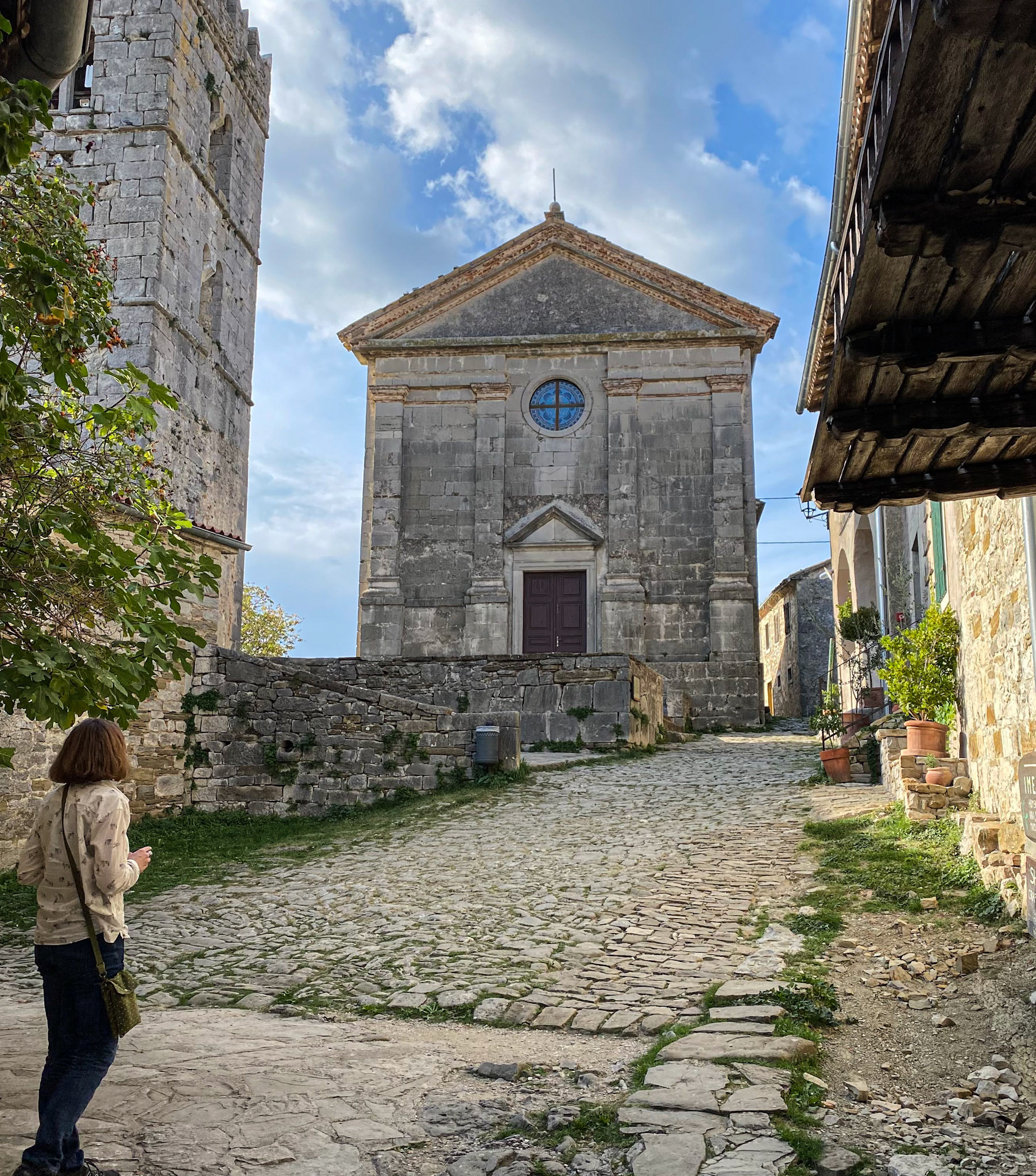 Church, Hum