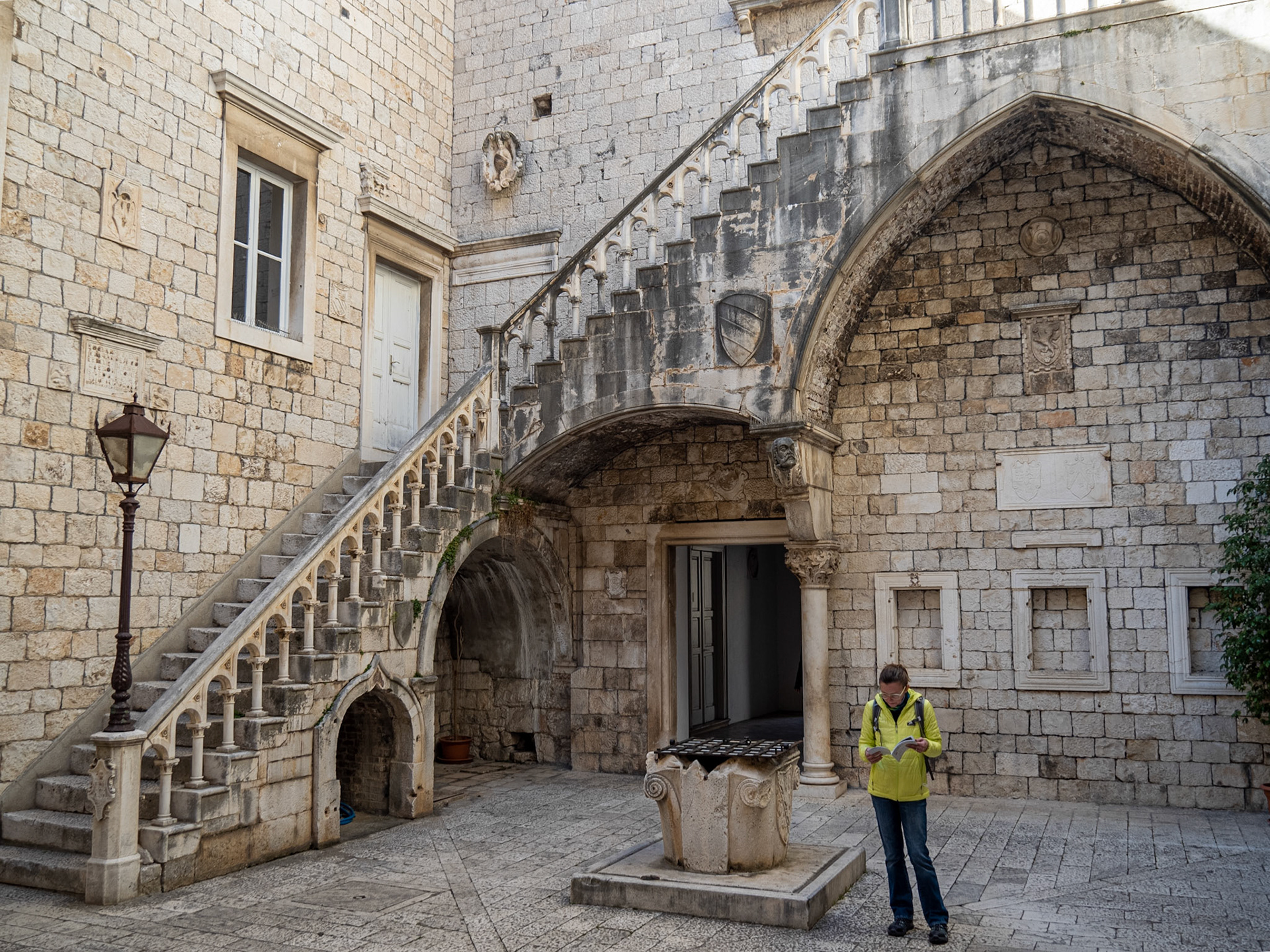 City Hall / Duke's Palace (1200s)