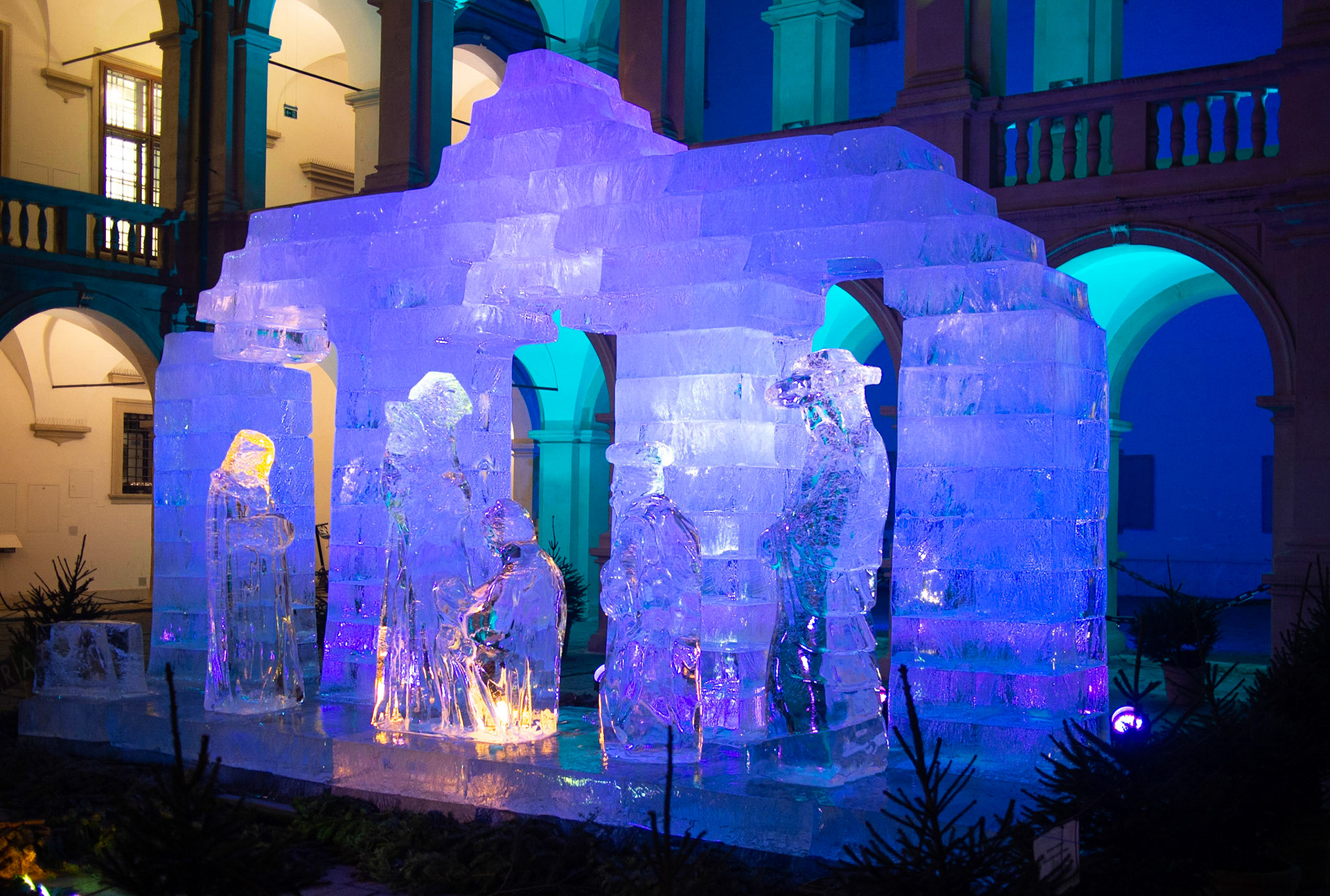 Graz: Ice Nativity in the Landhaushof Courtyard